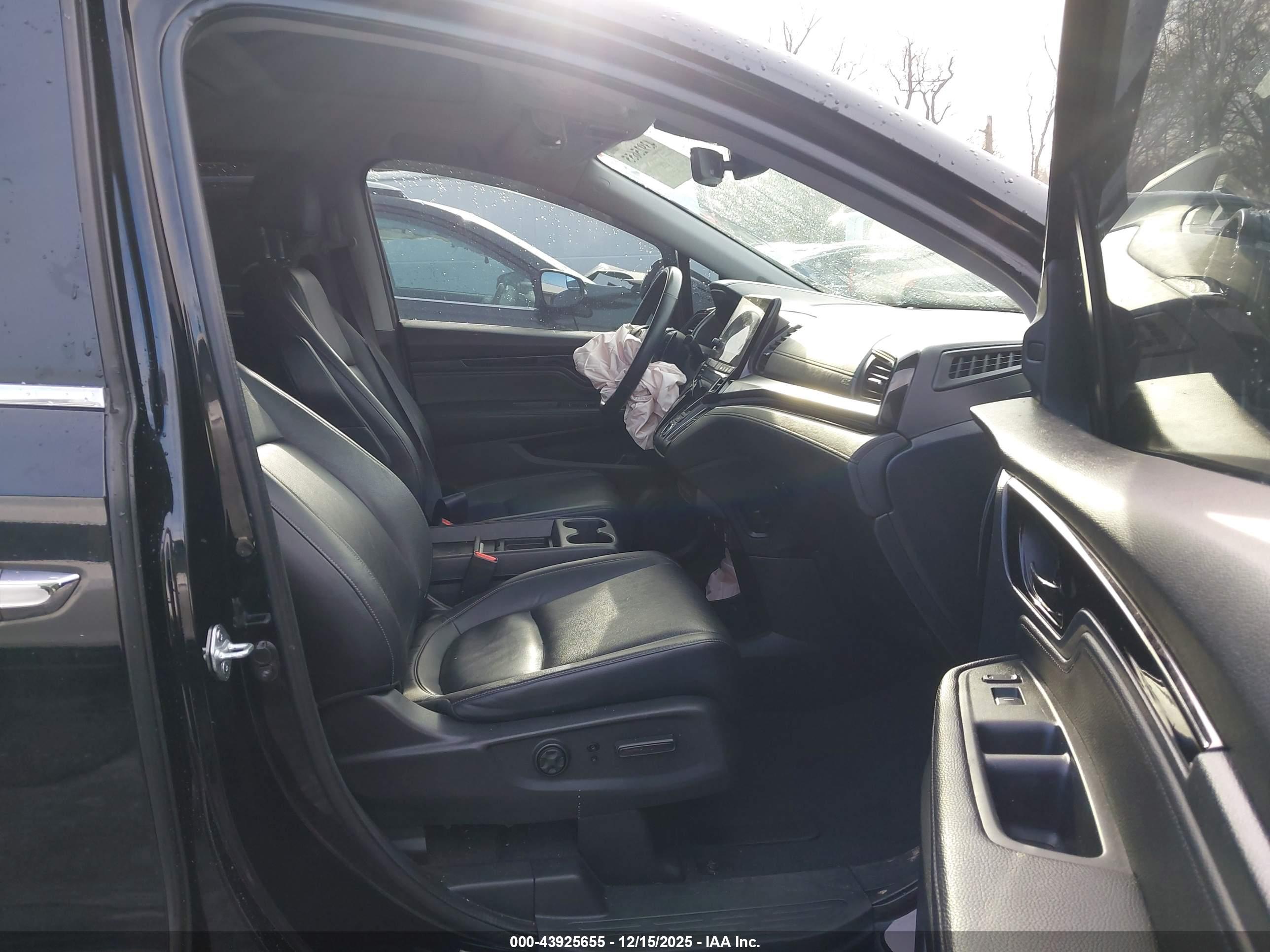 HONDA ODYSSEY image 5