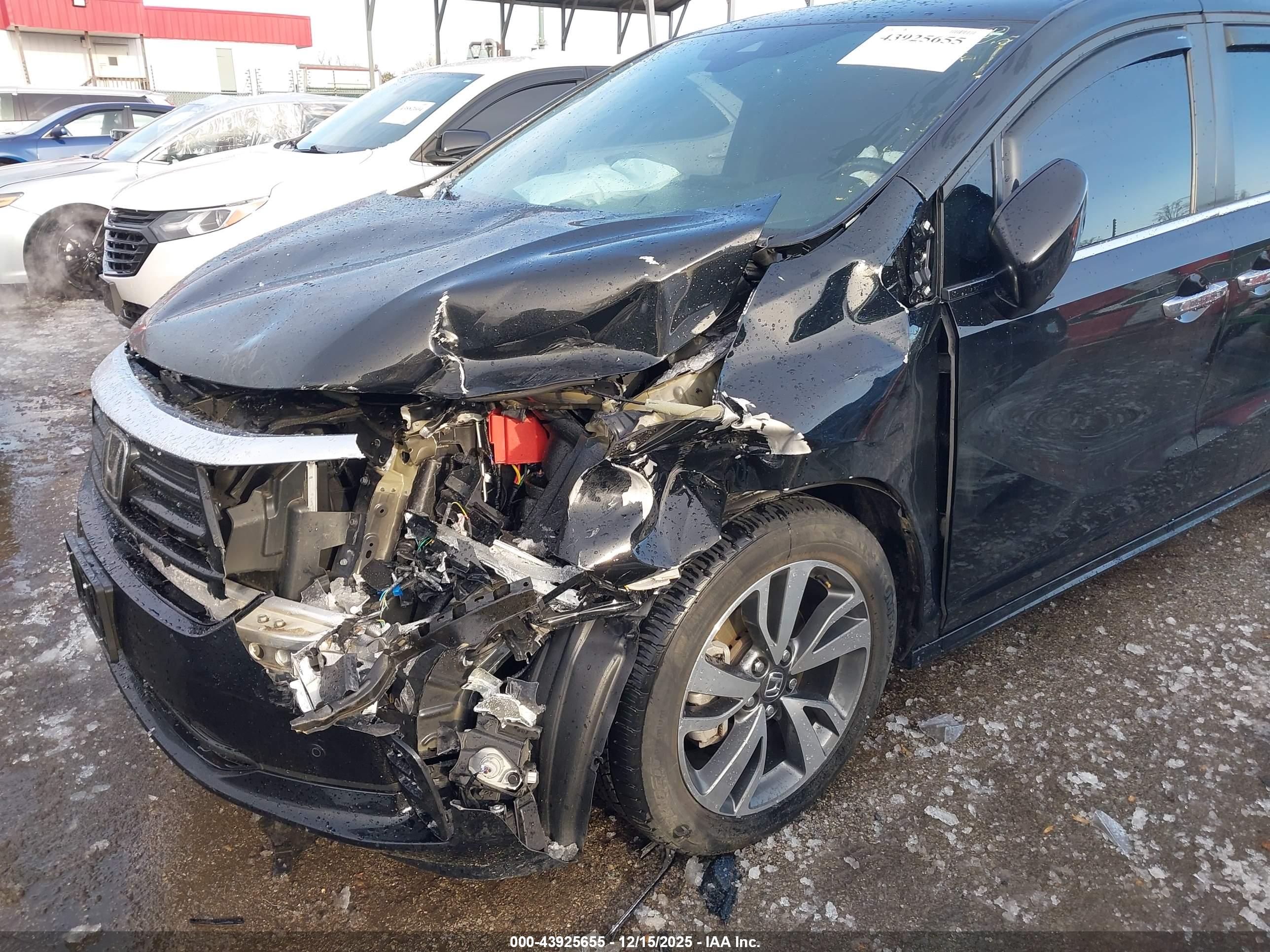 HONDA ODYSSEY image 6