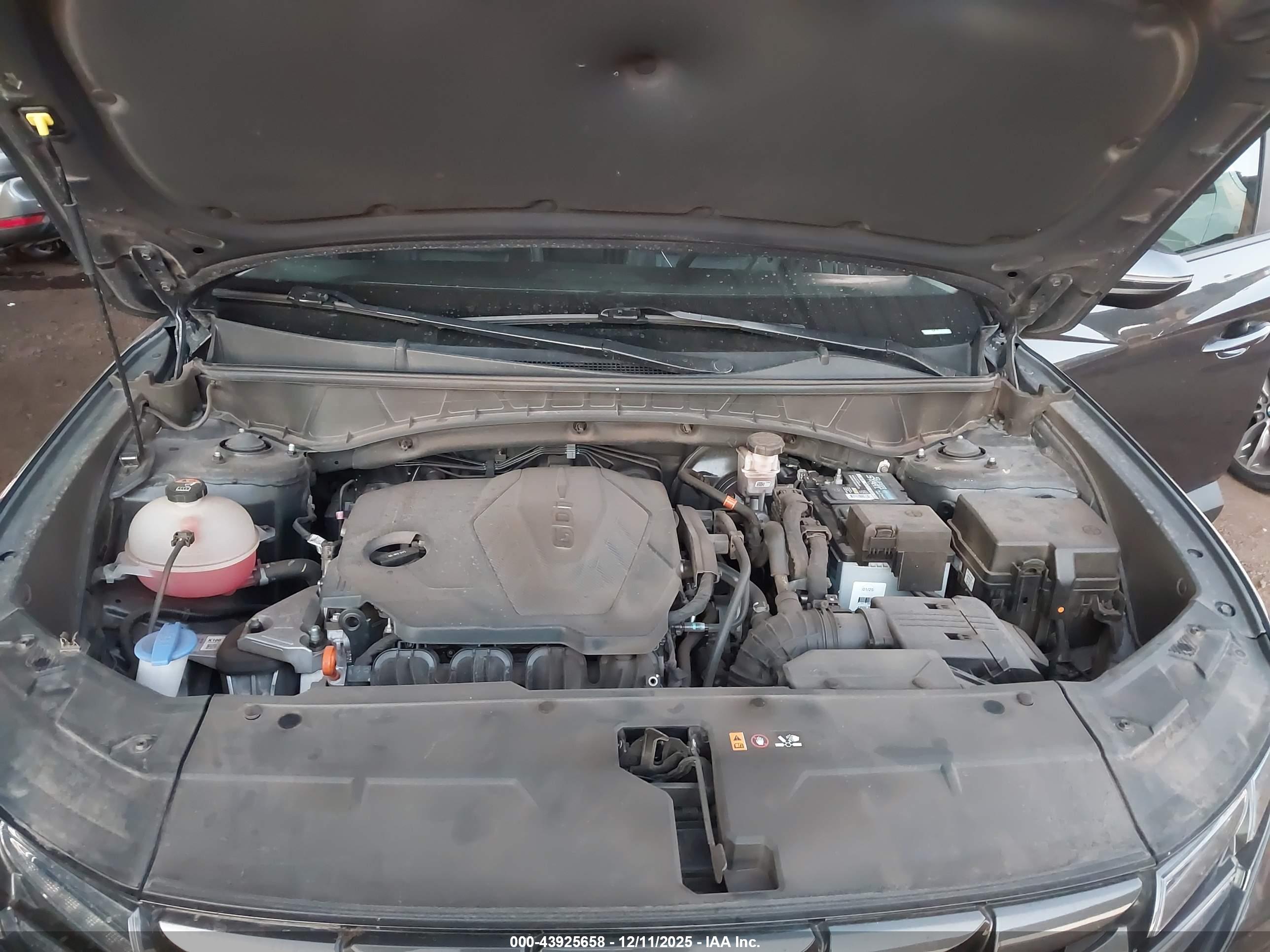 HYUNDAI TUCSON image 10