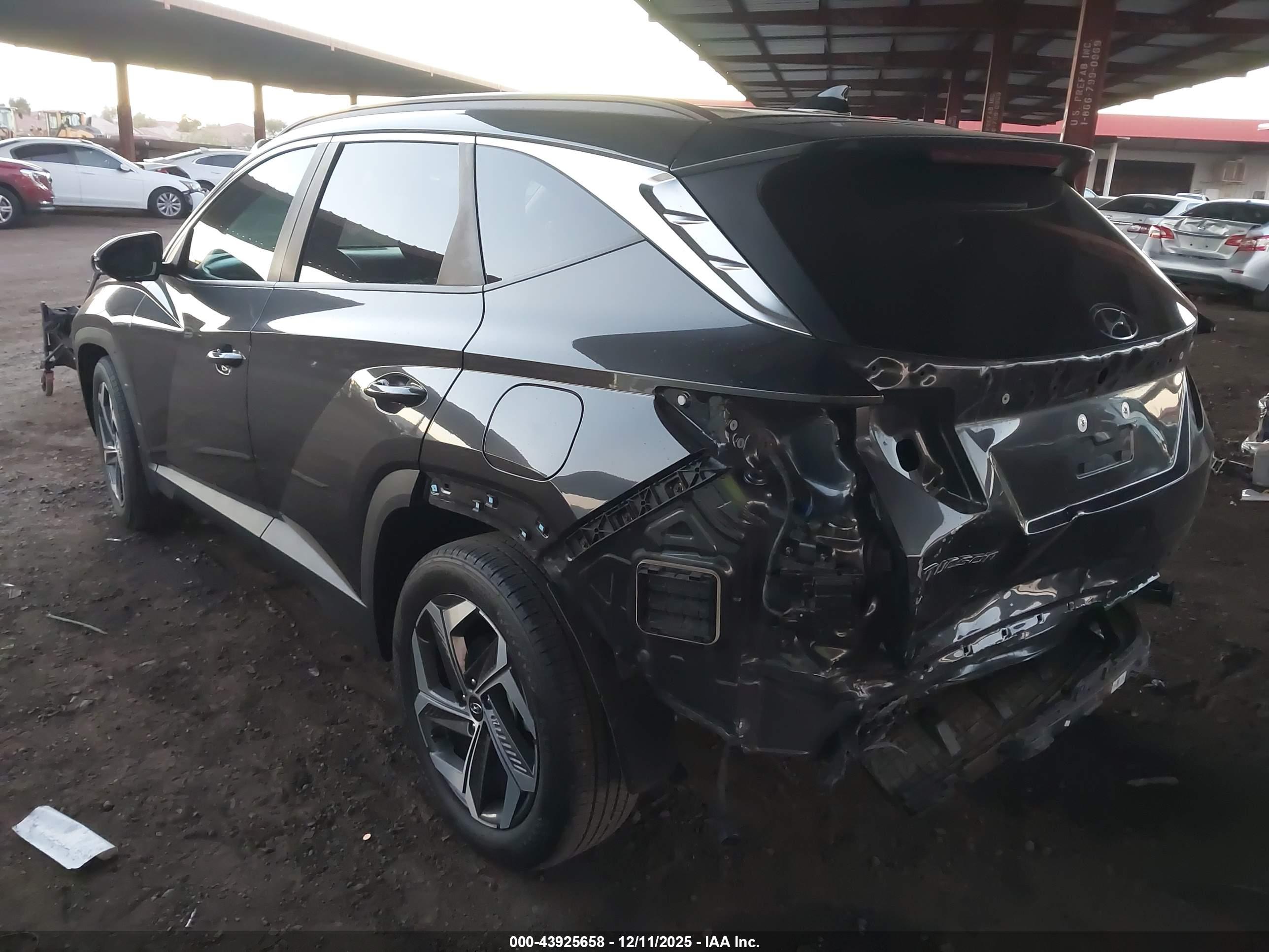HYUNDAI TUCSON image 3