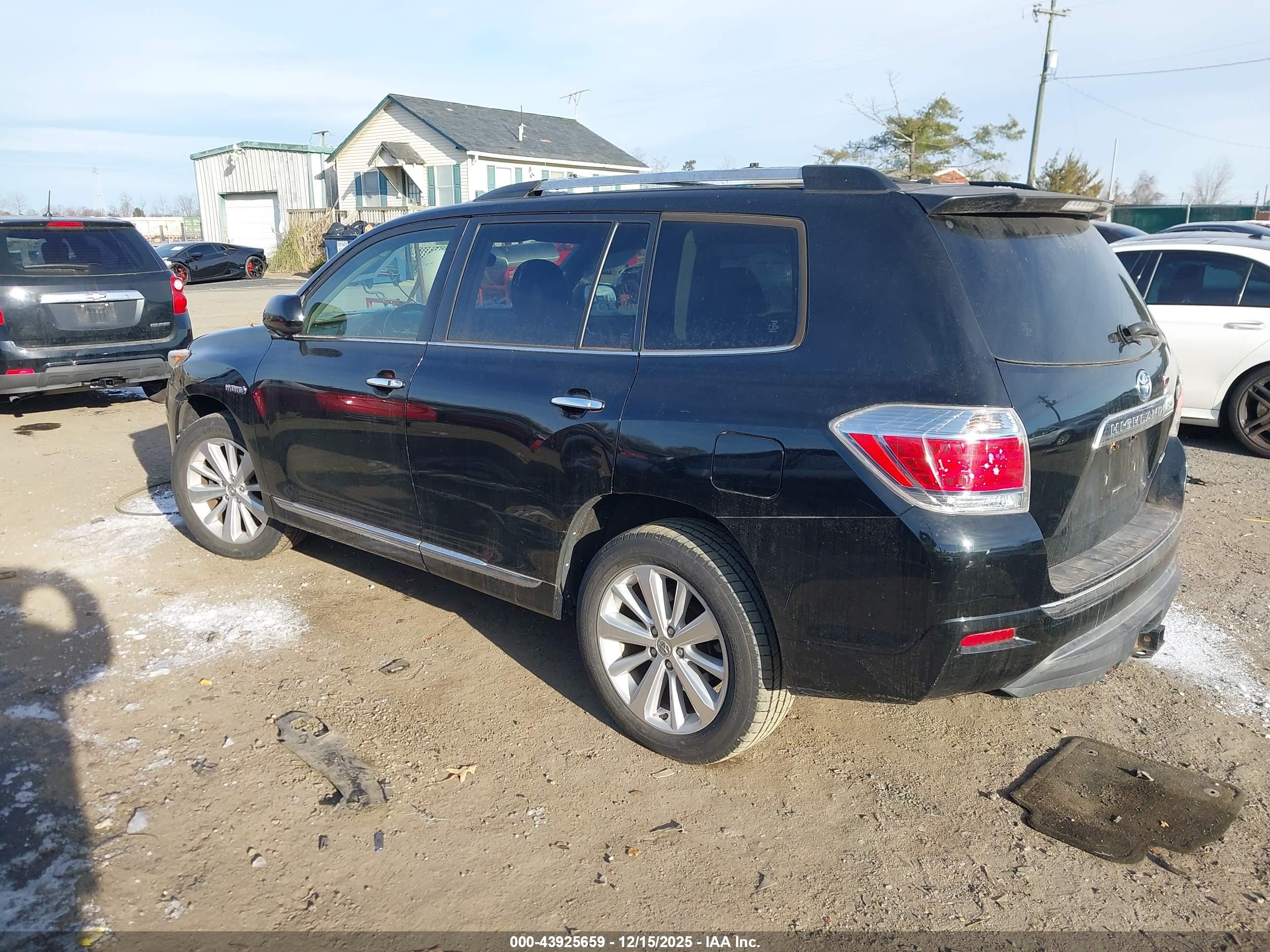 TOYOTA HIGHLANDER image 3