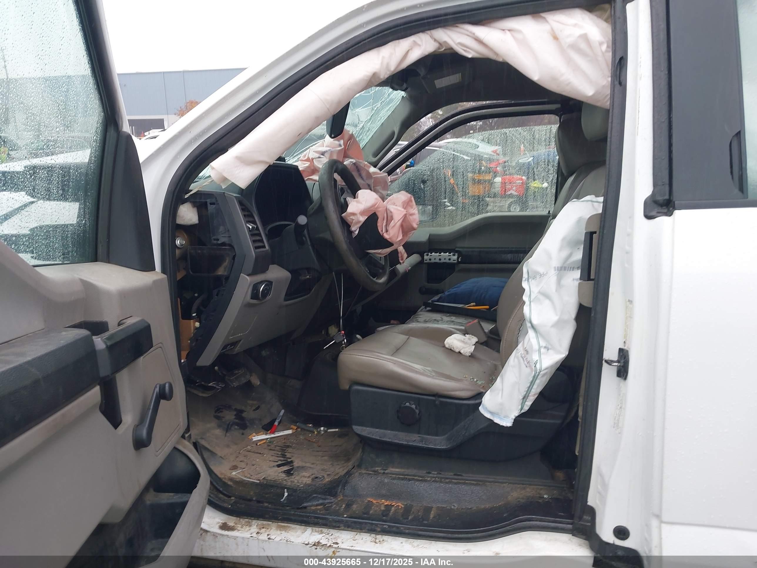 FORD F-250 image 5