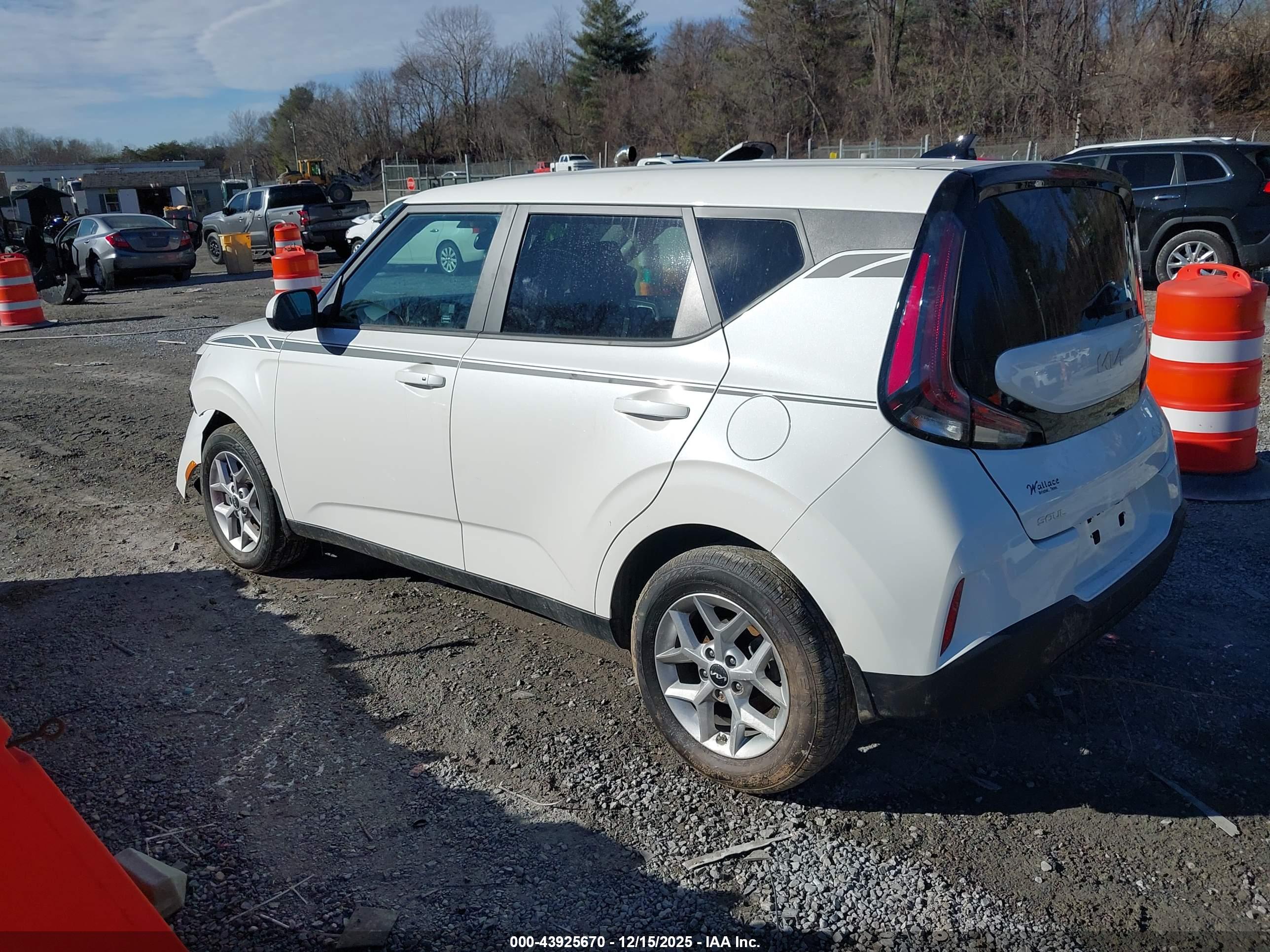 KIA SOUL image 3
