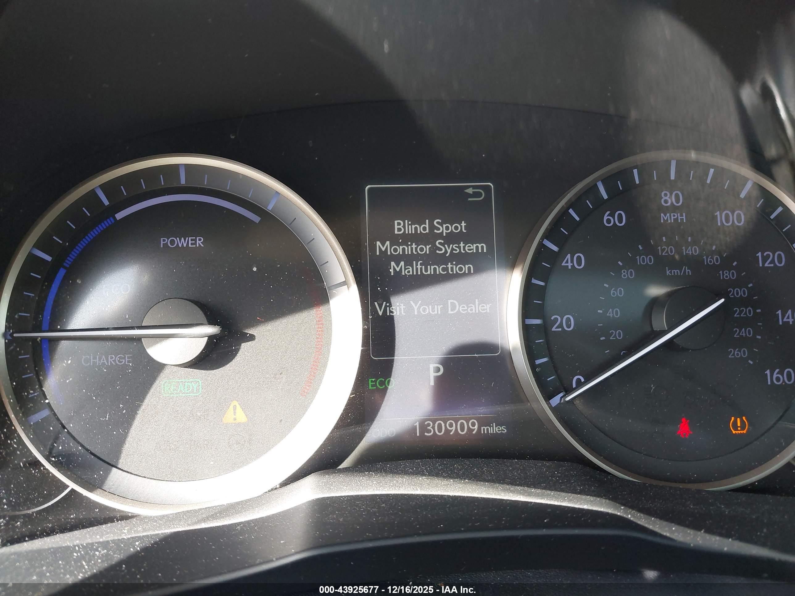 LEXUS ES image 7