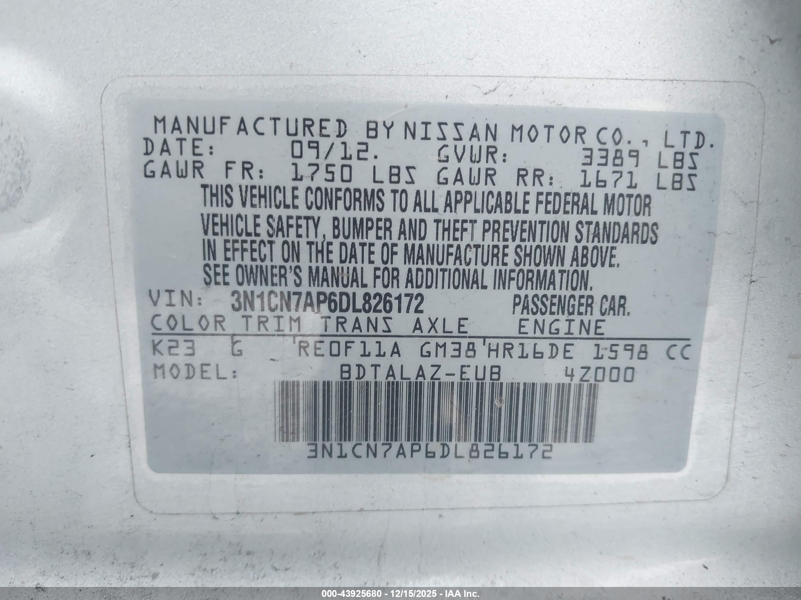 NISSAN VERSA image 9