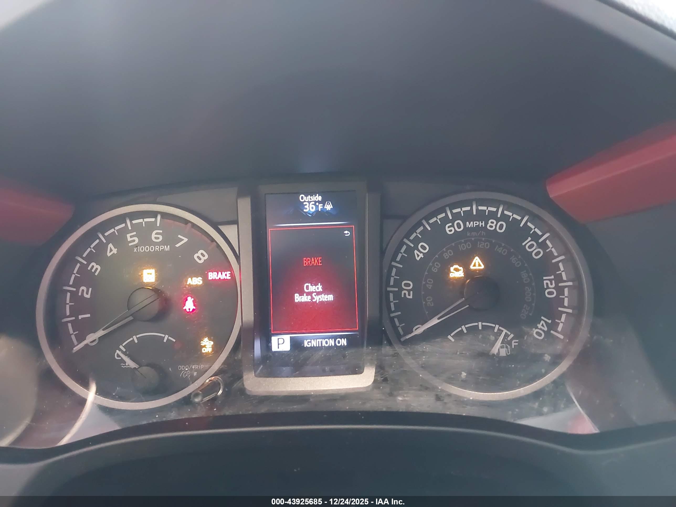 TOYOTA TACOMA image 7