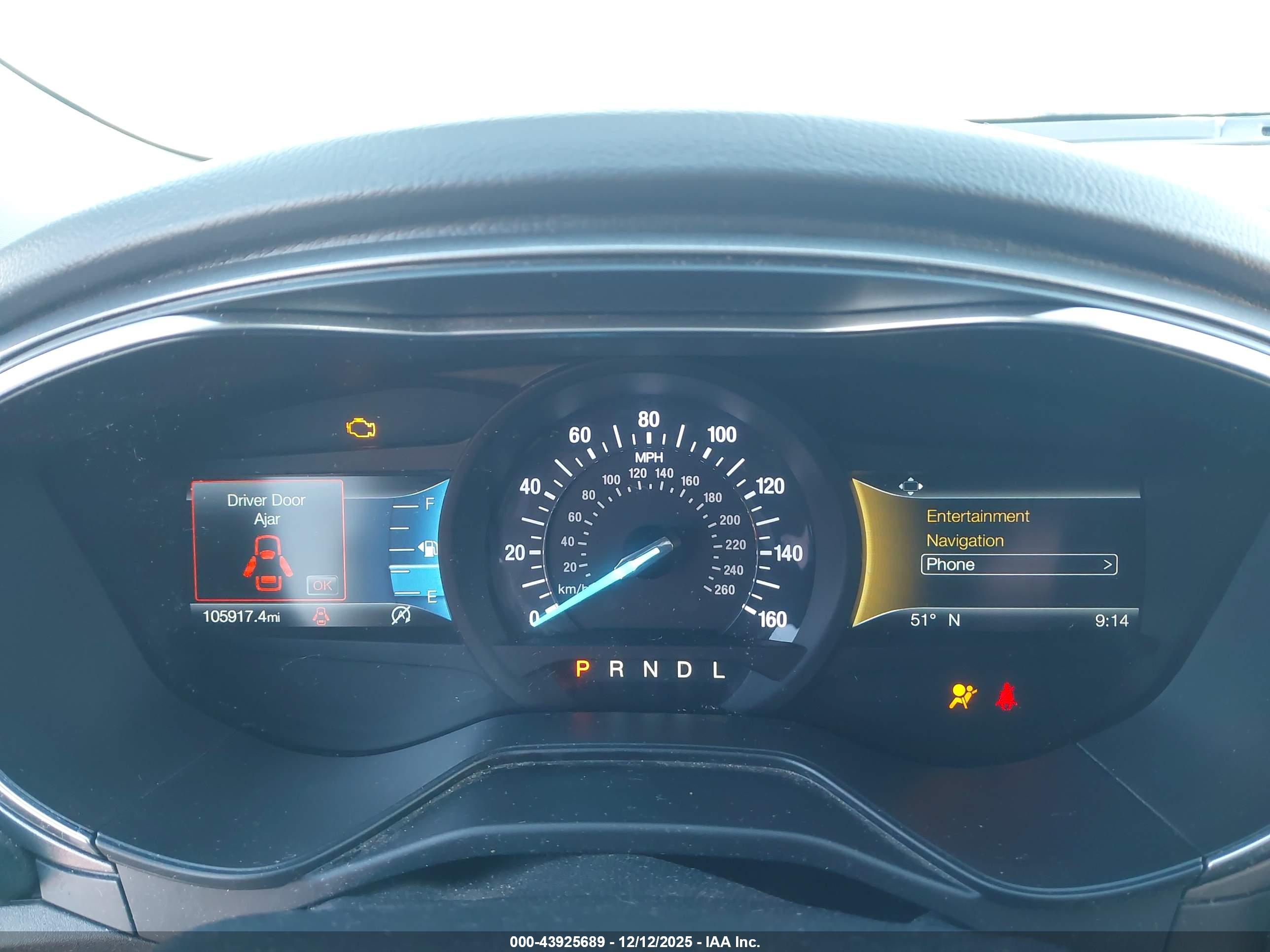 FORD FUSION image 7