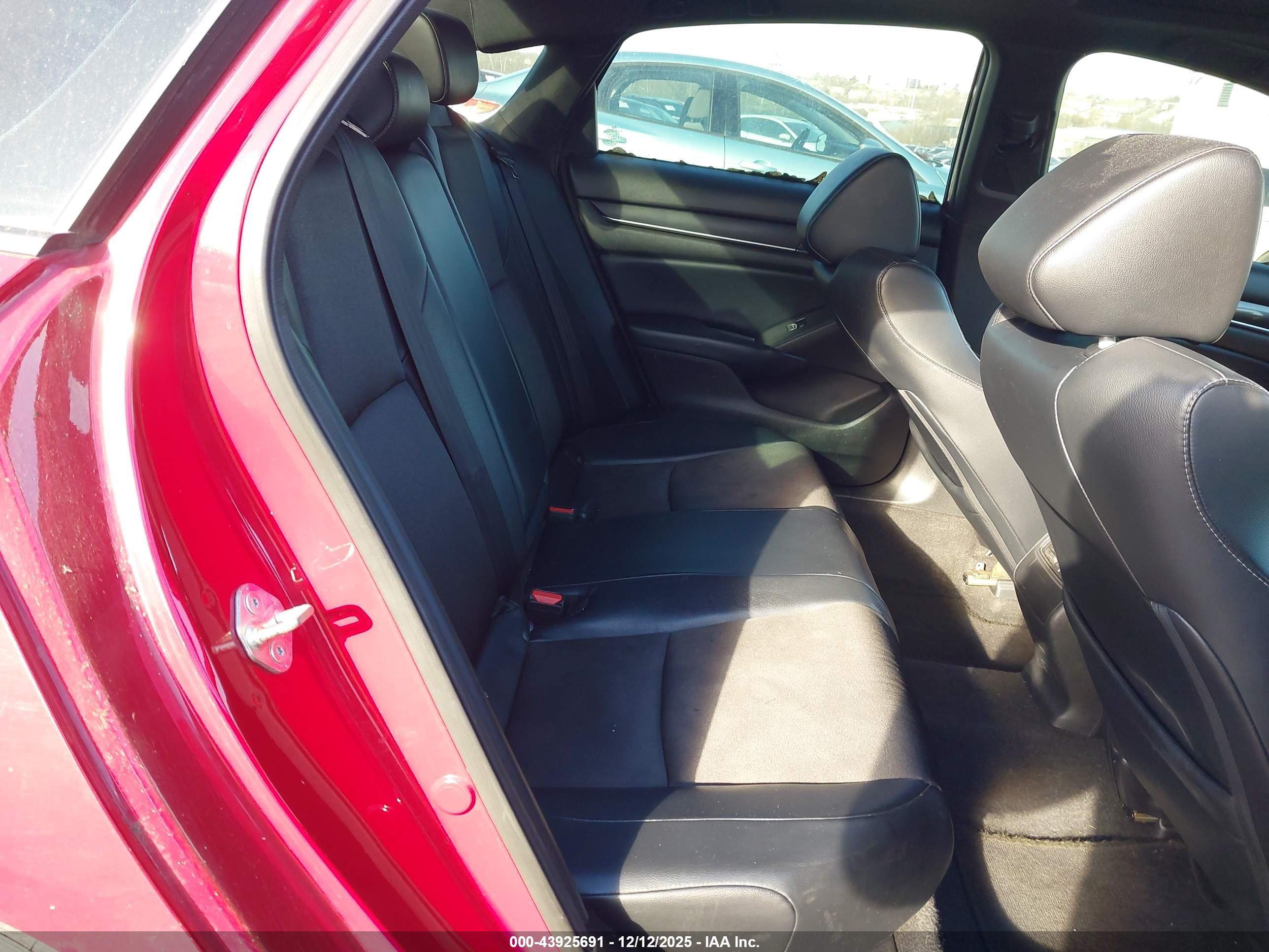 HONDA ACCORD image 8