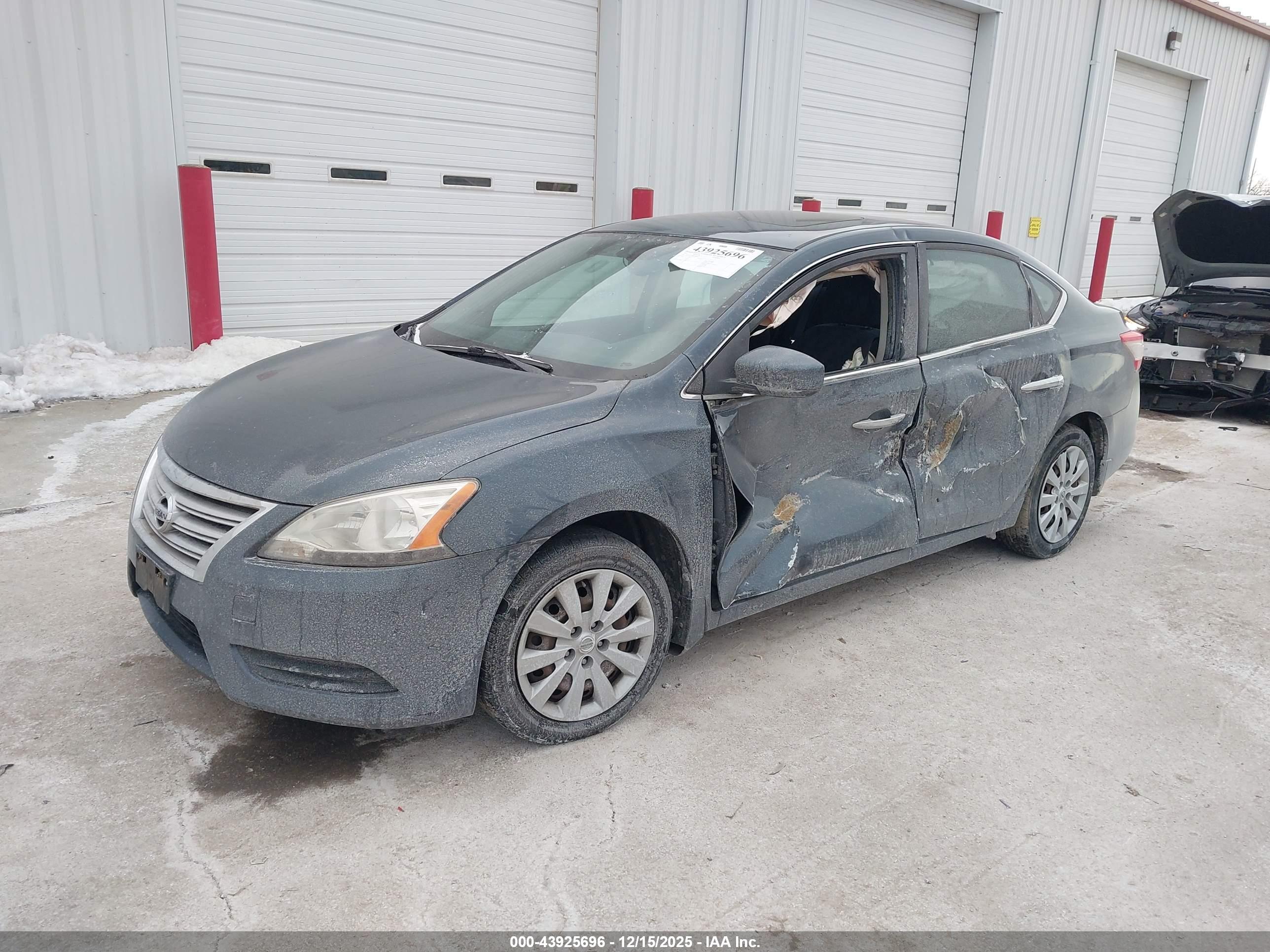 NISSAN SENTRA image 2