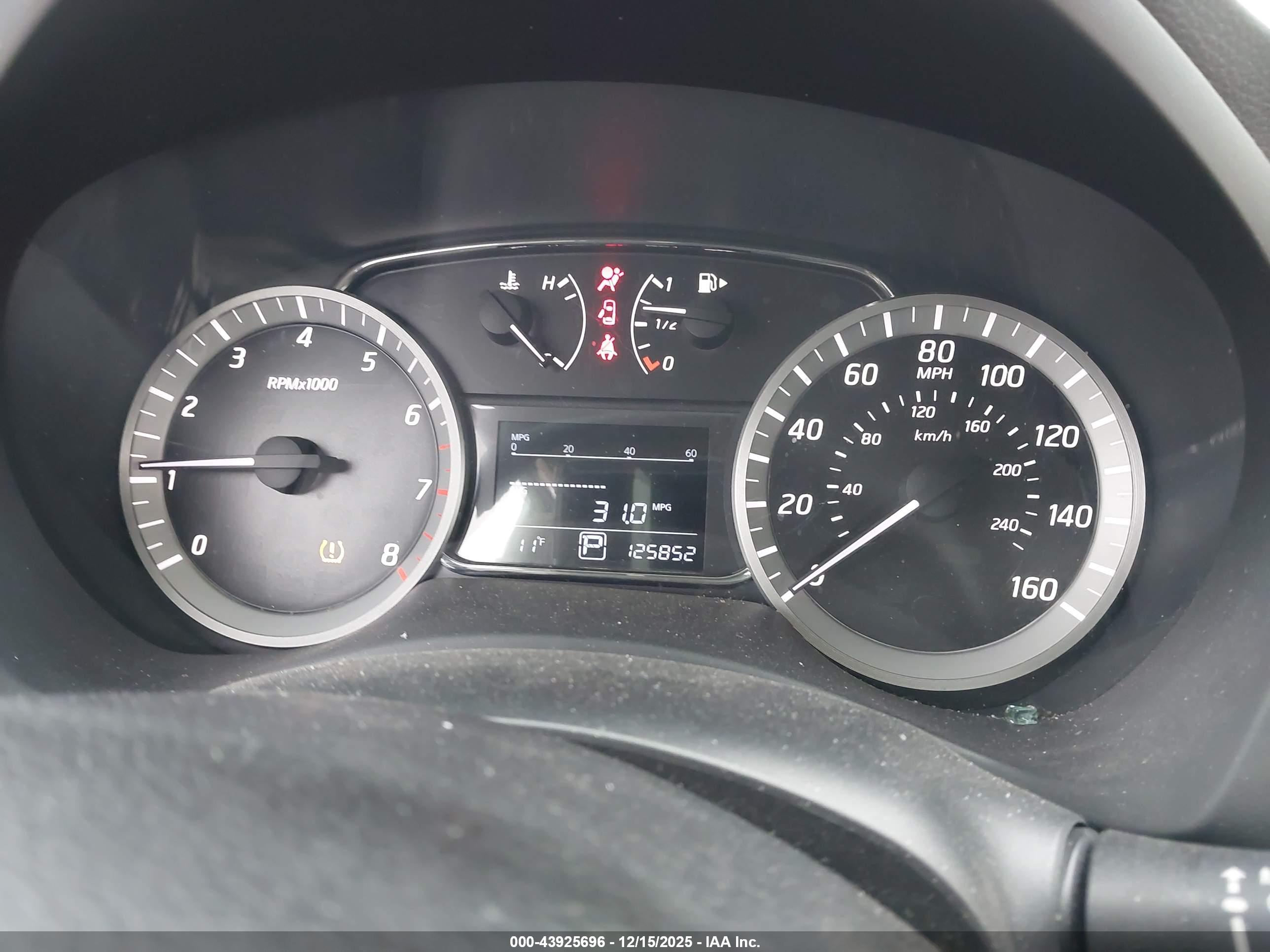 NISSAN SENTRA image 7