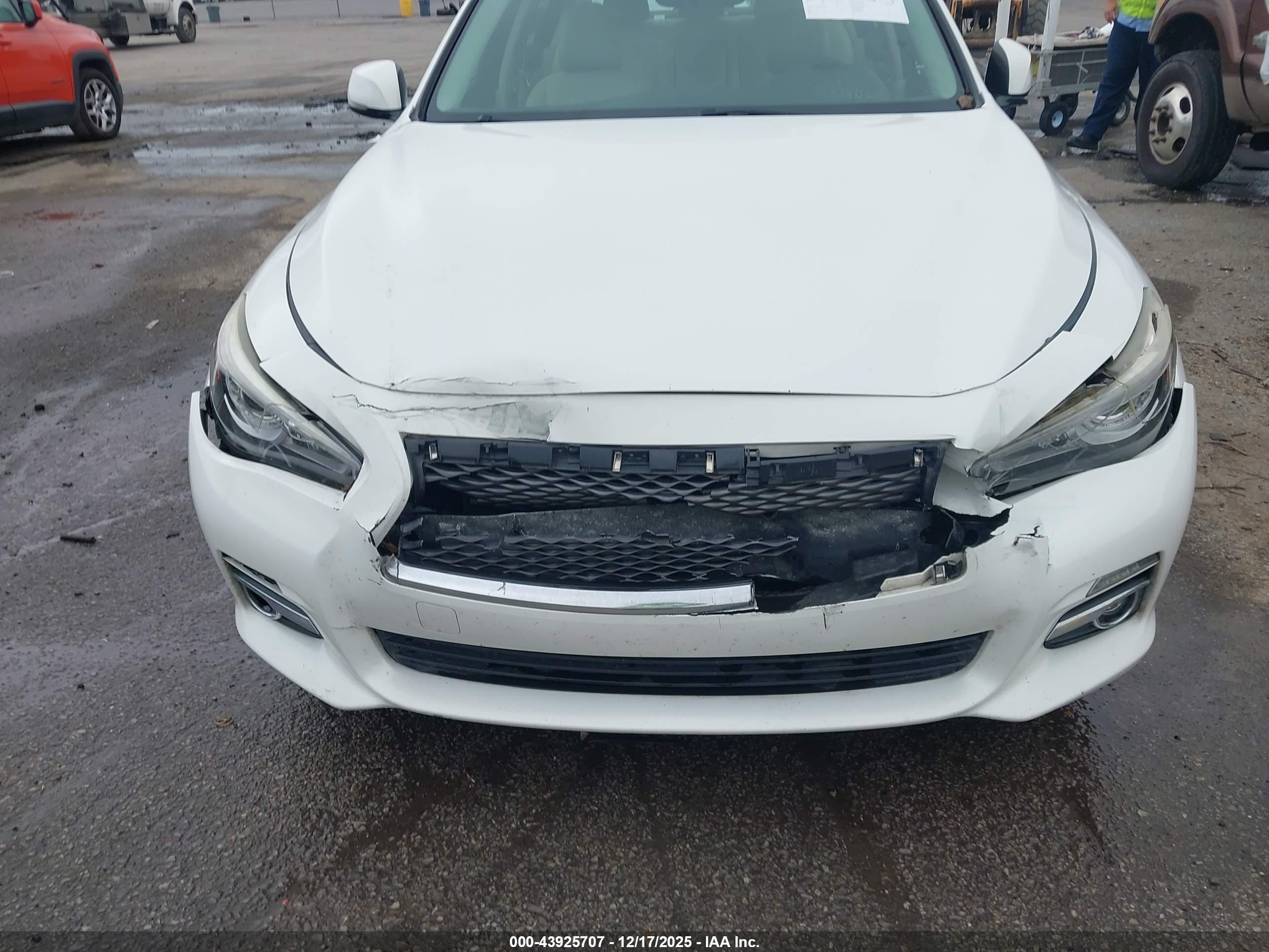 INFINITI Q50 image 6