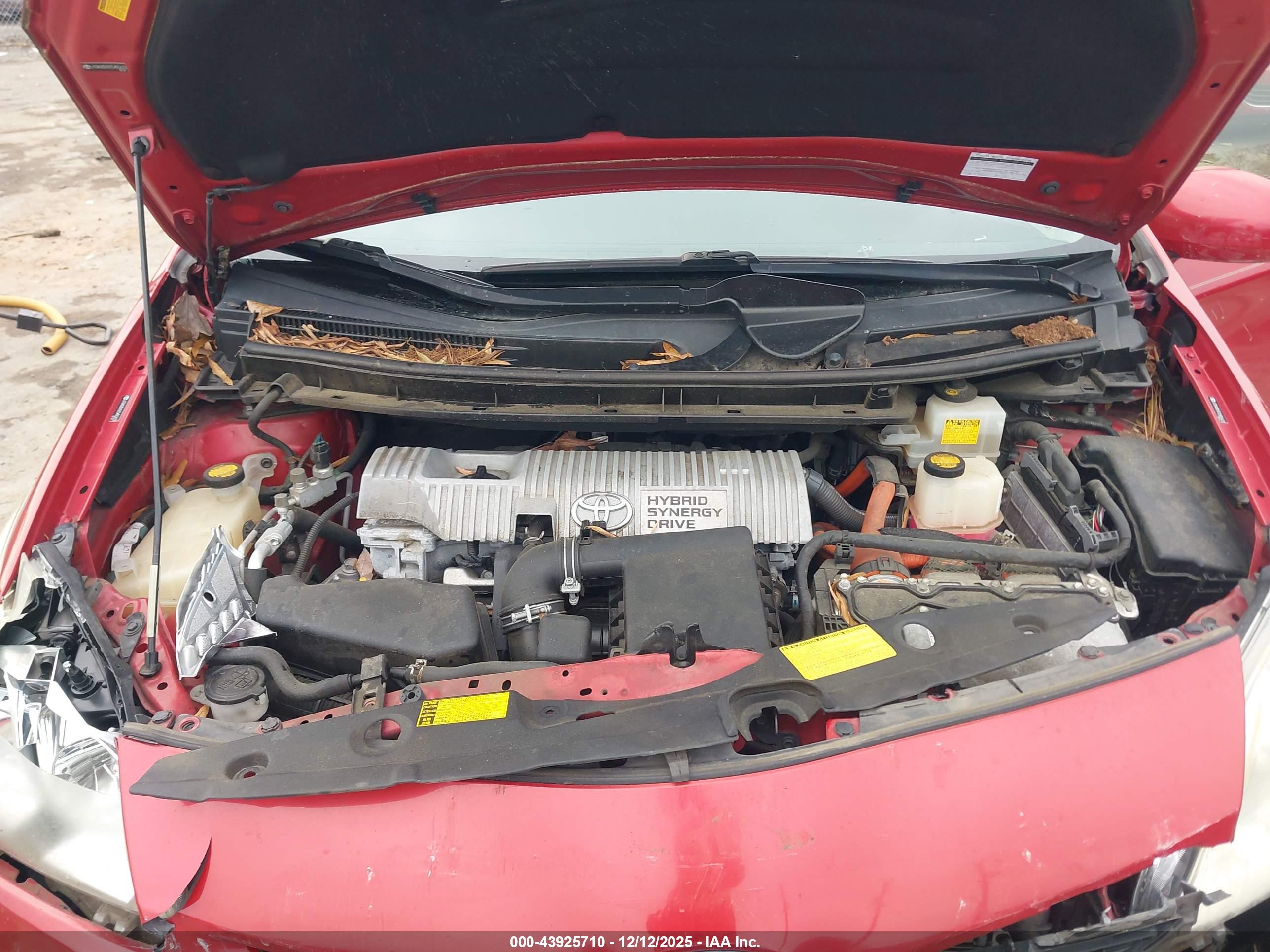 TOYOTA PRIUS image 10