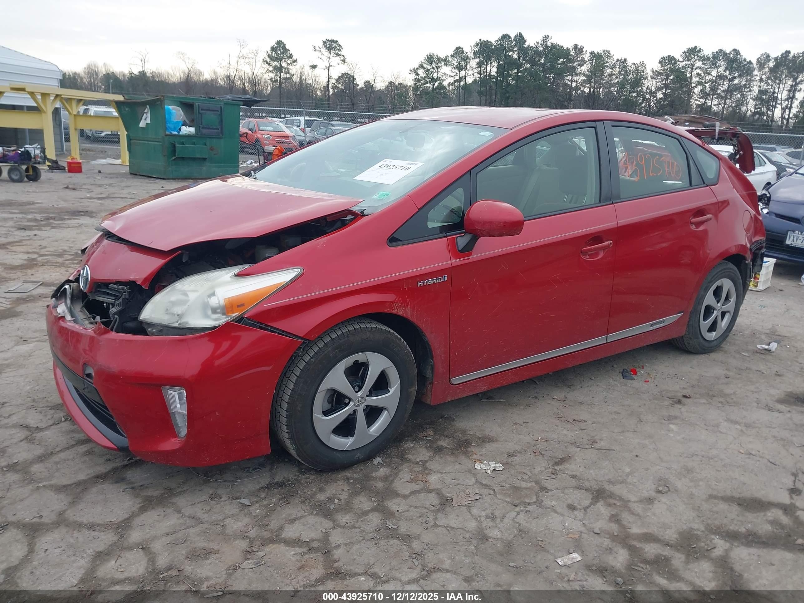 TOYOTA PRIUS image 2