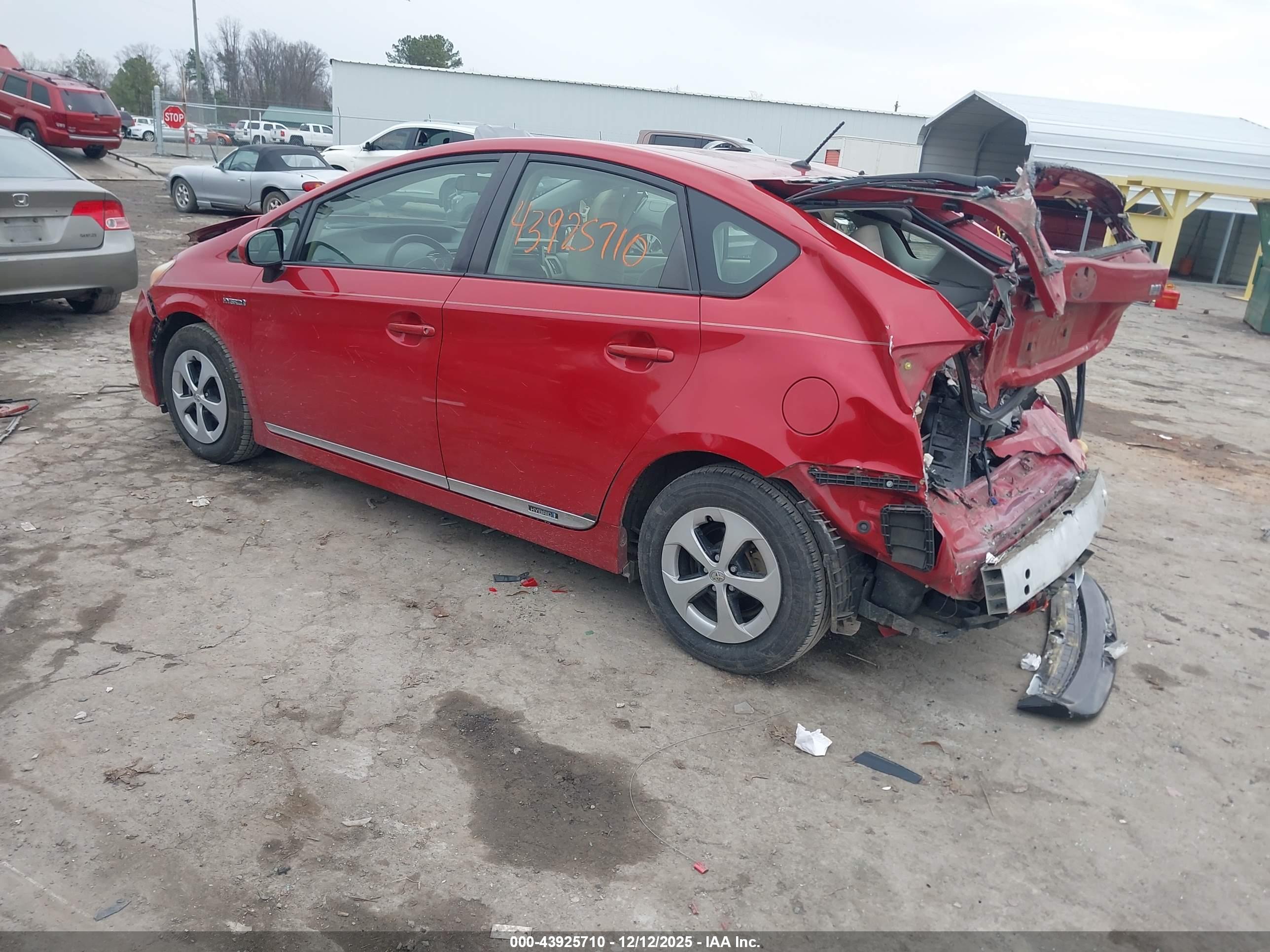 TOYOTA PRIUS image 3