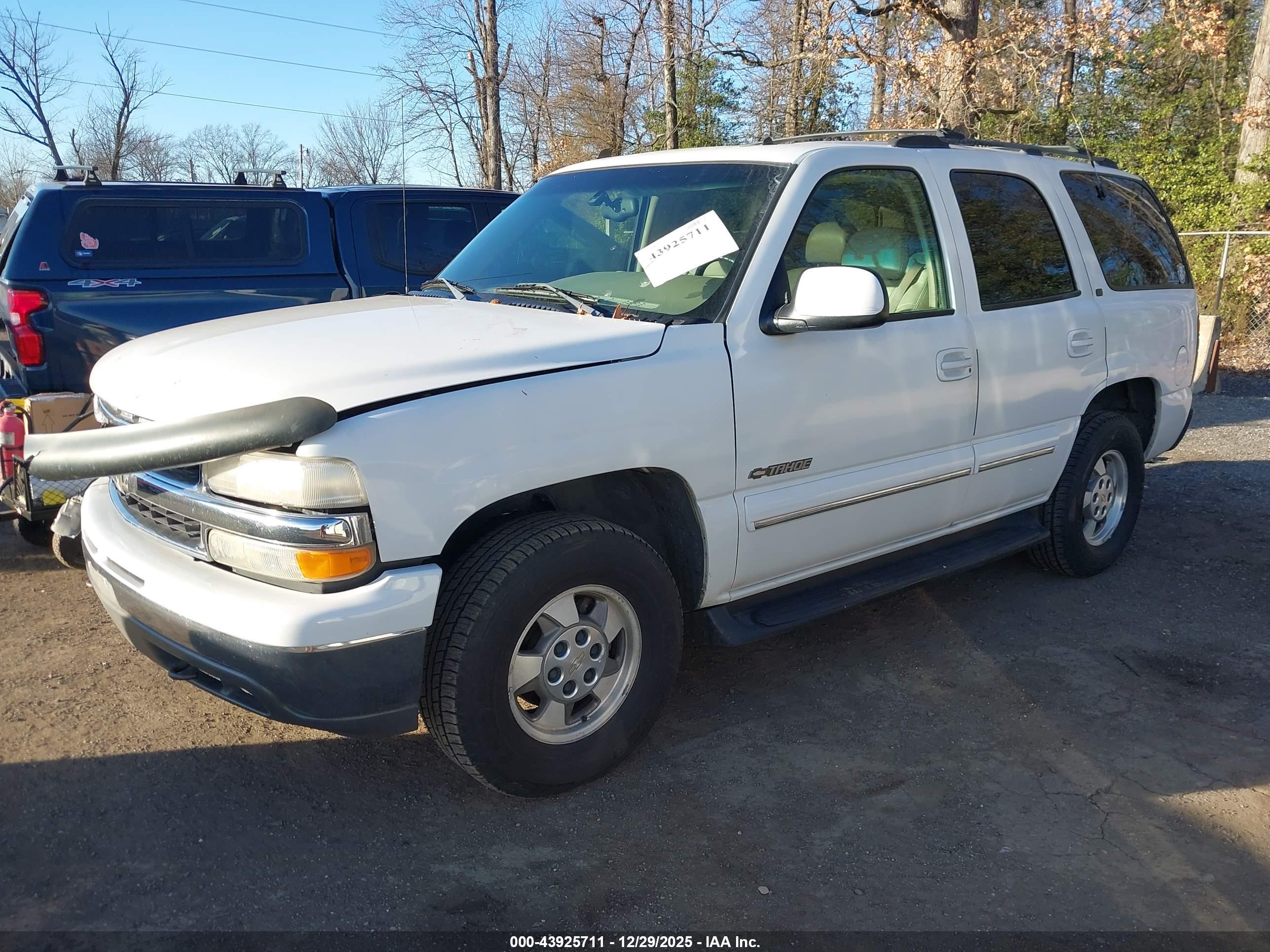 CHEVROLET TAHOE image 2