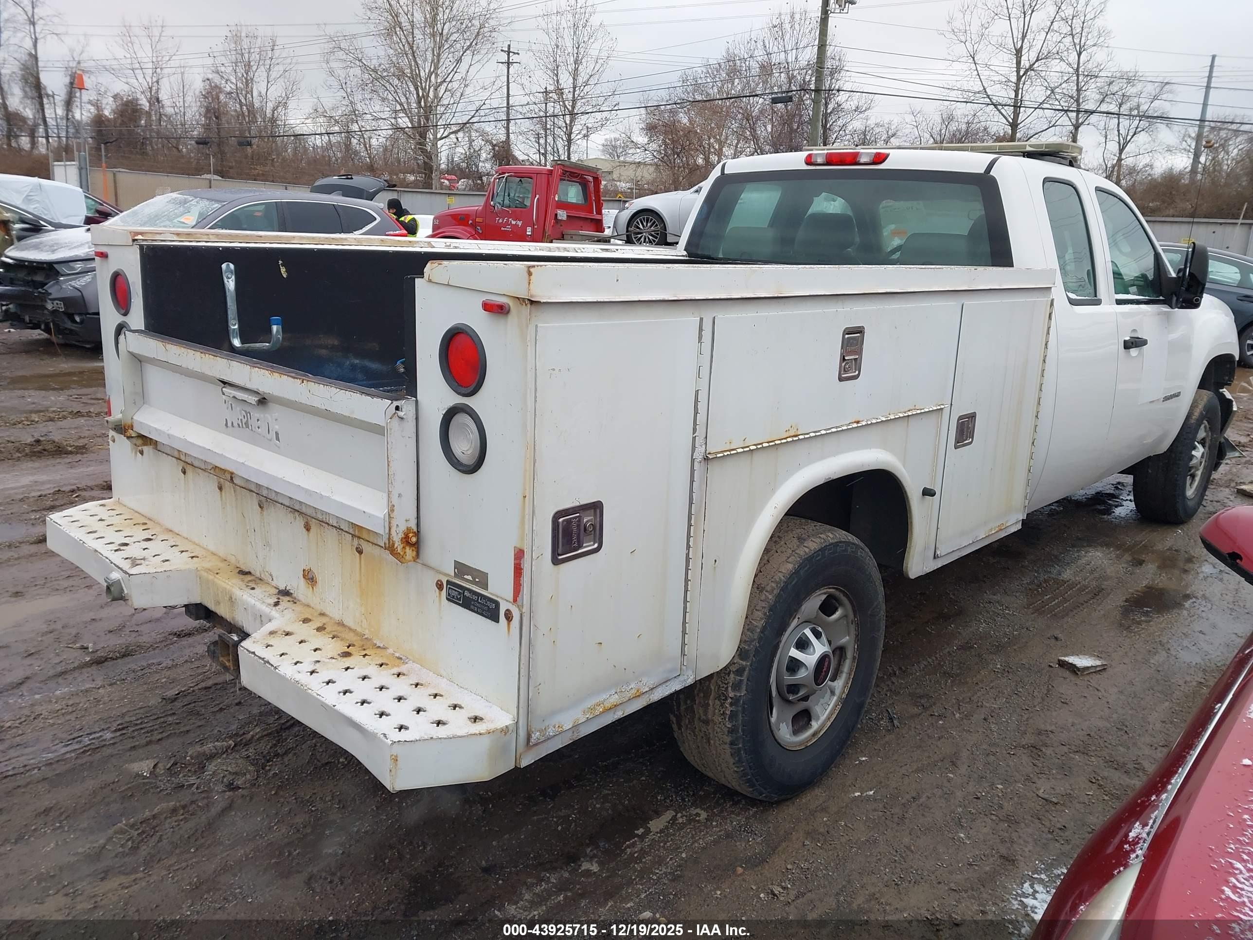 GMC SIERRA image 4