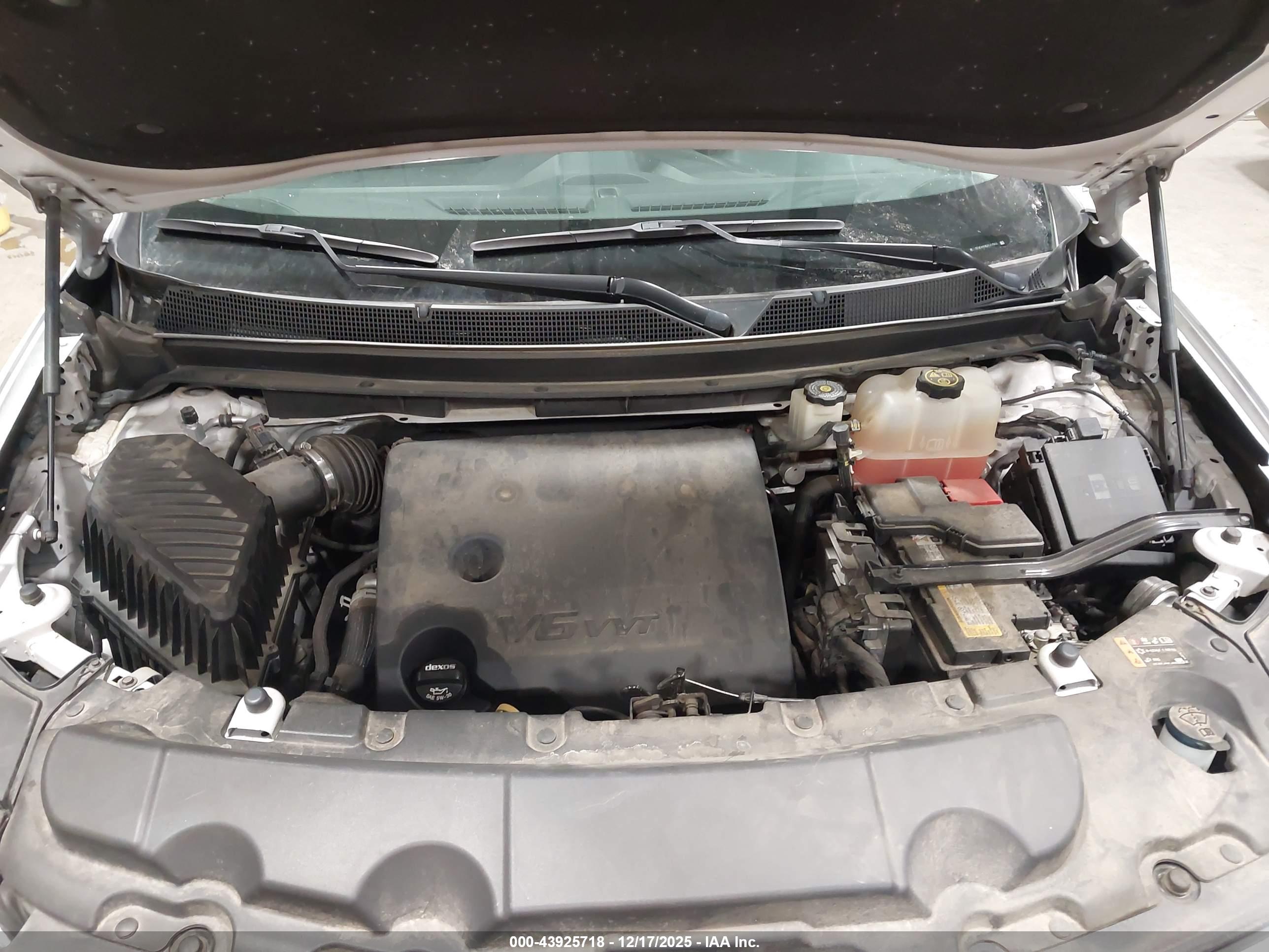 CHEVROLET TRAVERSE image 10