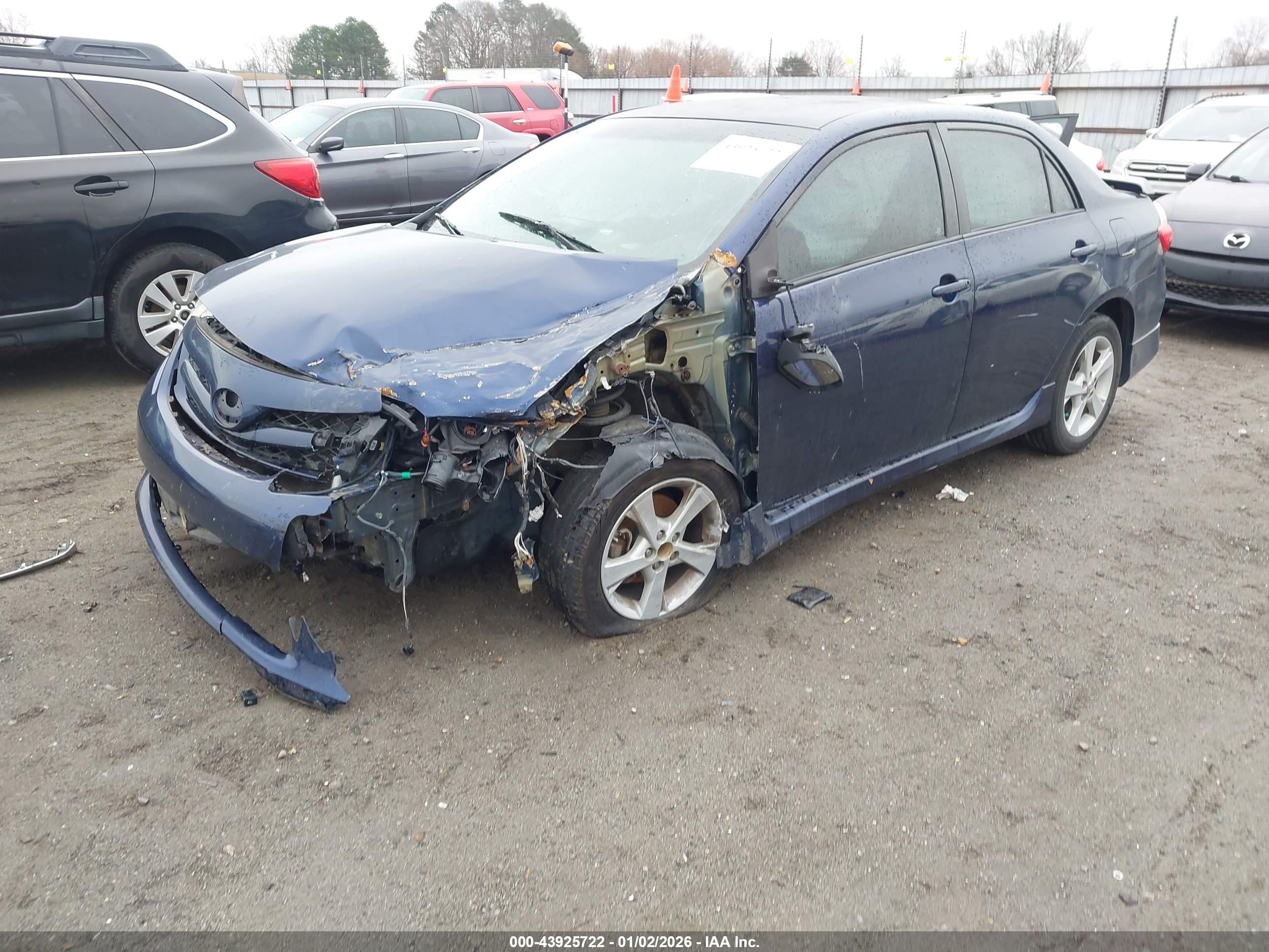 TOYOTA COROLLA image 2