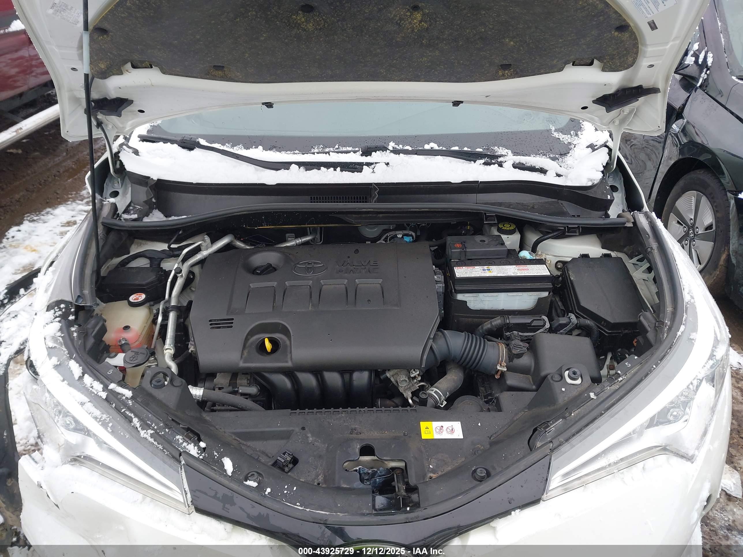 TOYOTA C-HR image 10