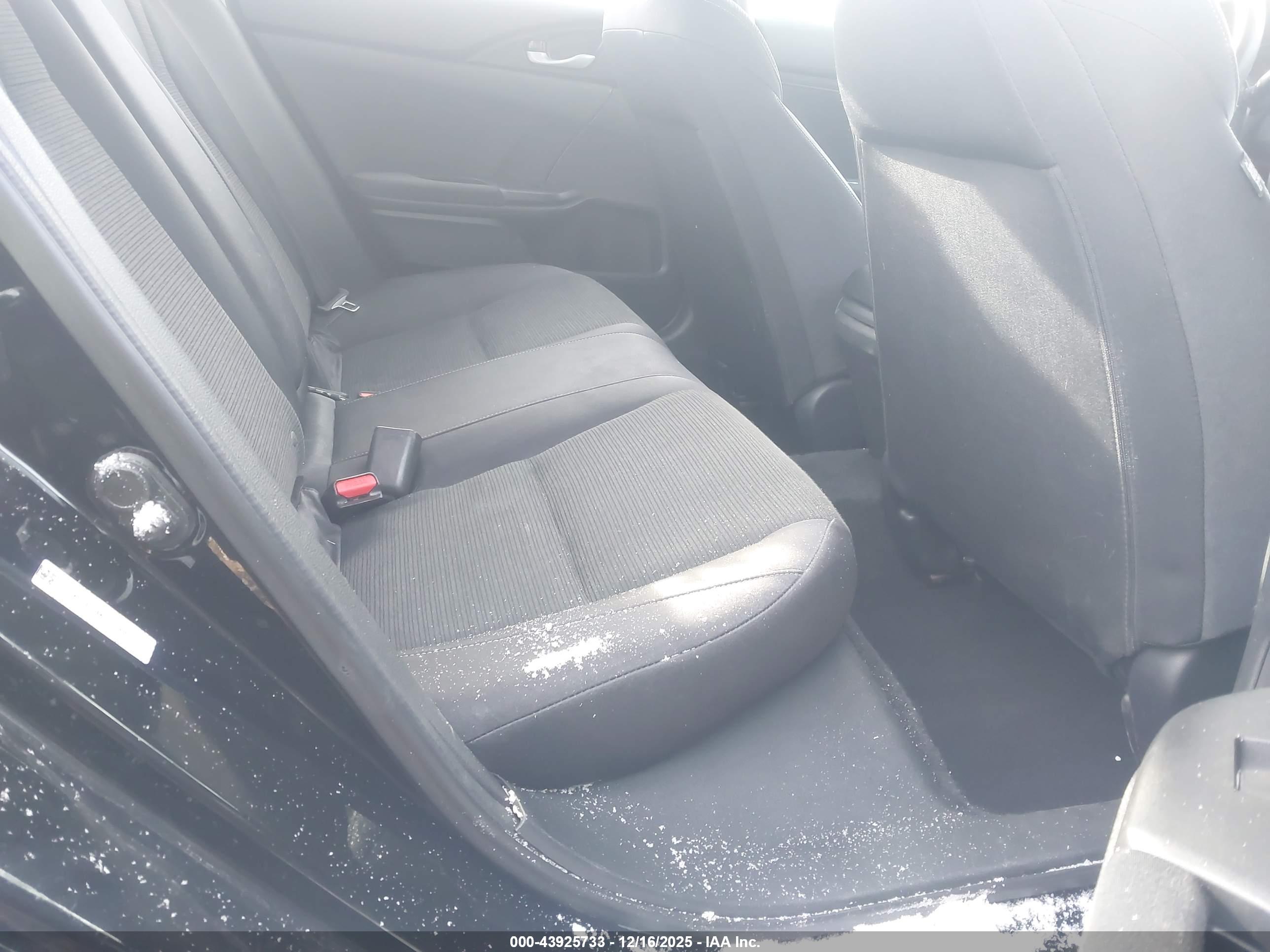 HONDA INSIGHT image 8