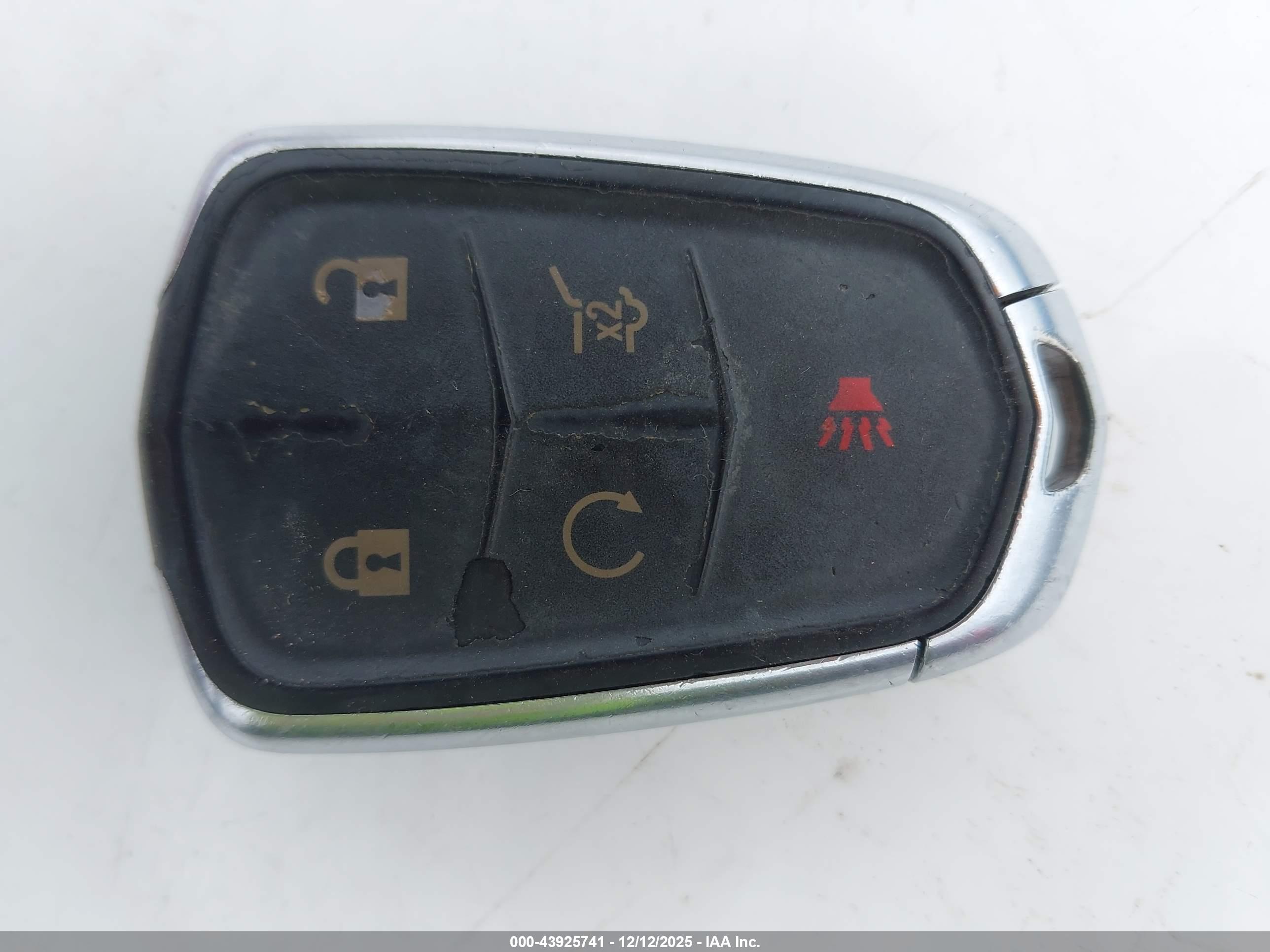 CADILLAC SRX image 11