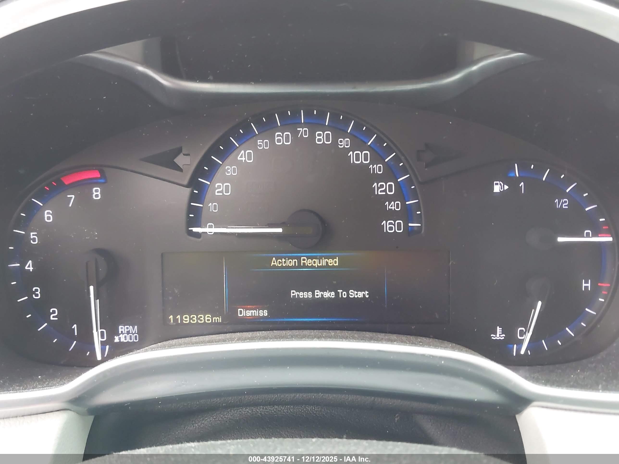 CADILLAC SRX image 7