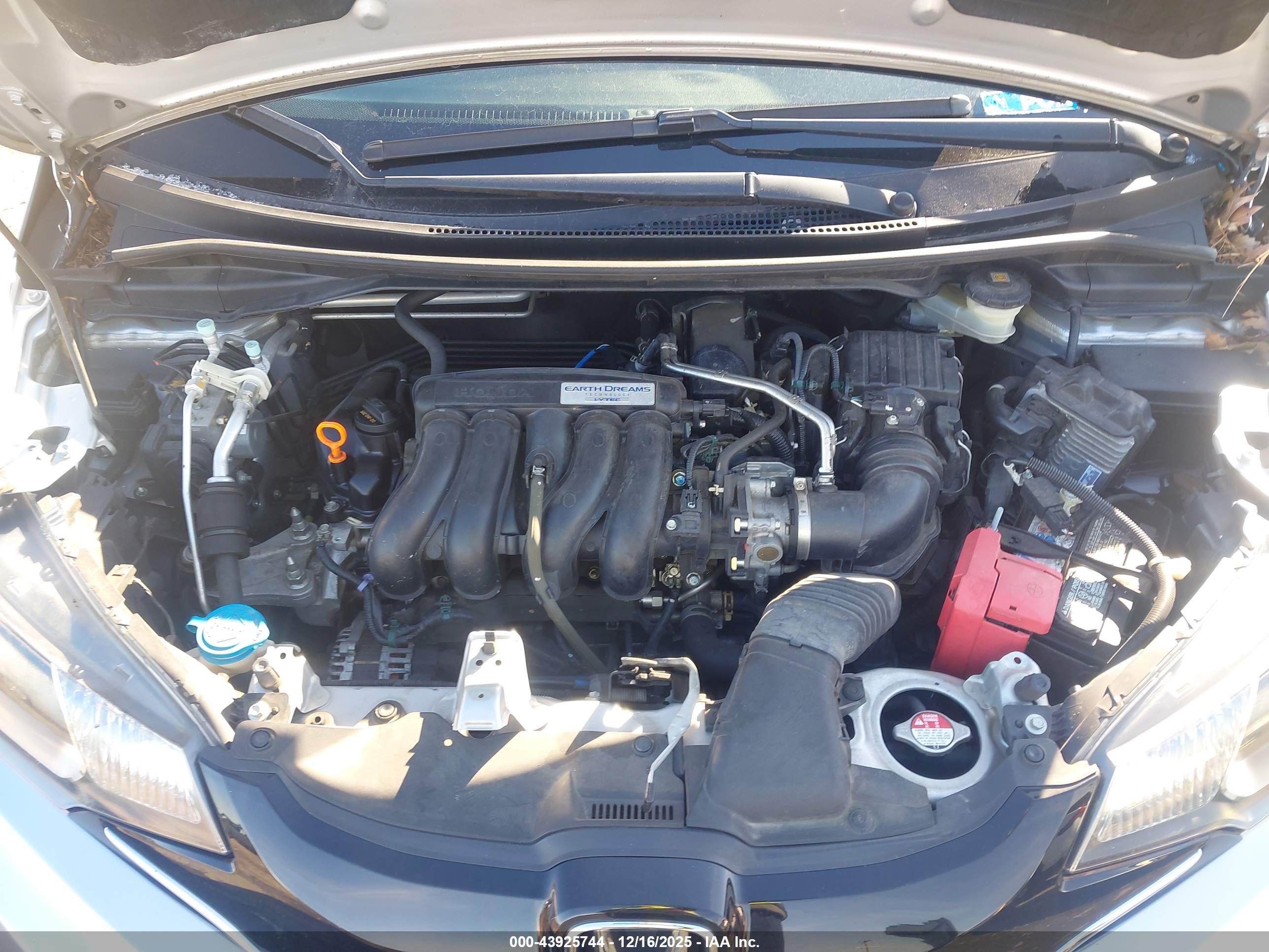 HONDA FIT image 10