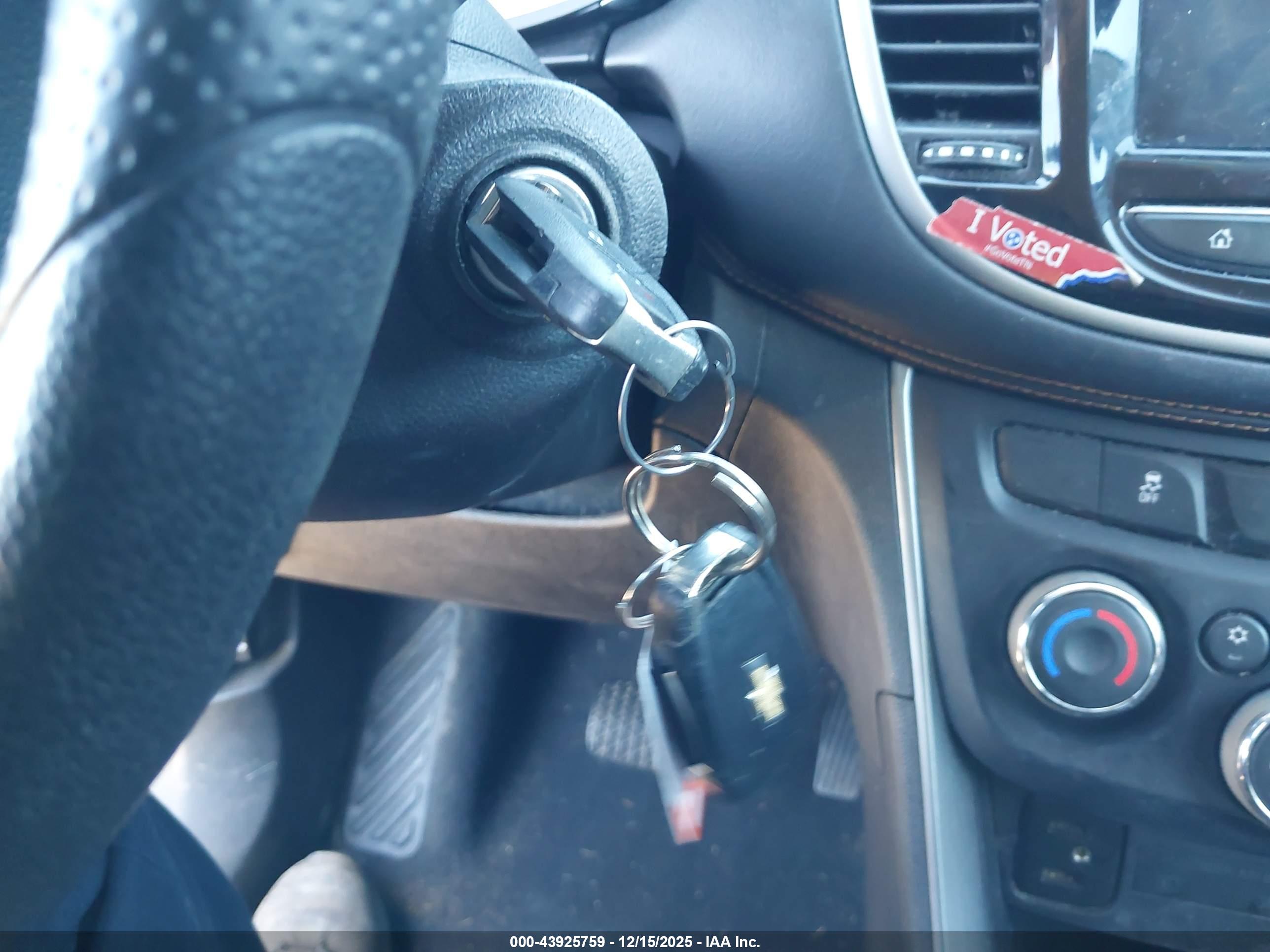 CHEVROLET TRAX image 11