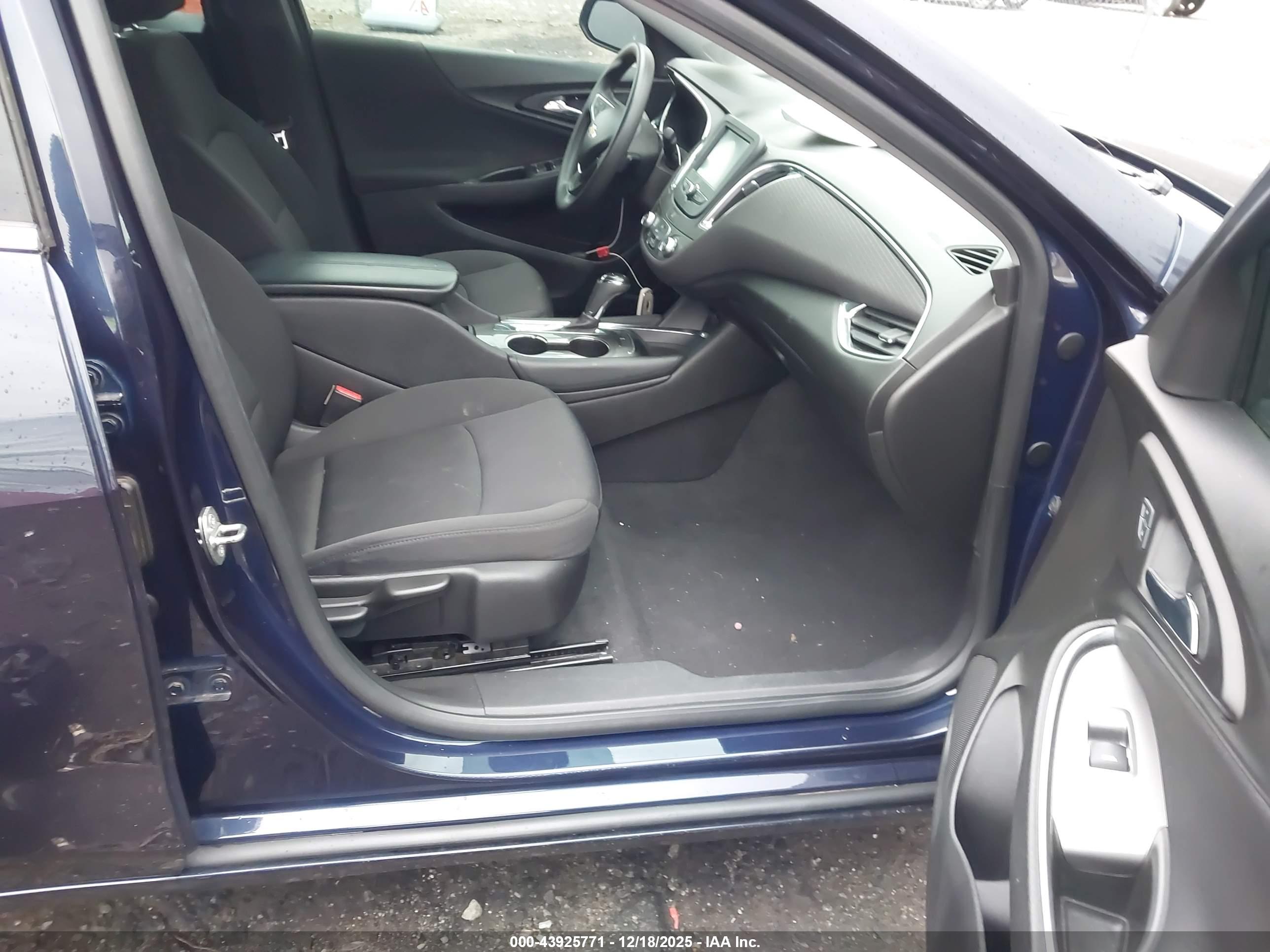 CHEVROLET MALIBU image 5