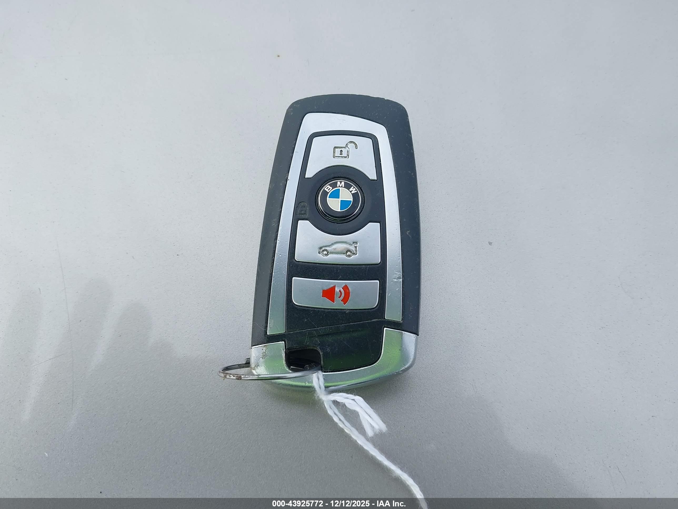 BMW 750LI image 11