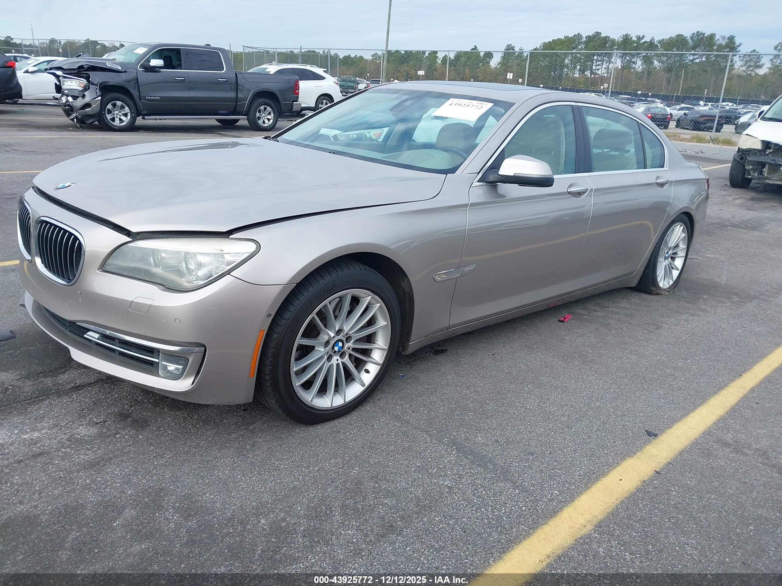 BMW 750LI image 2