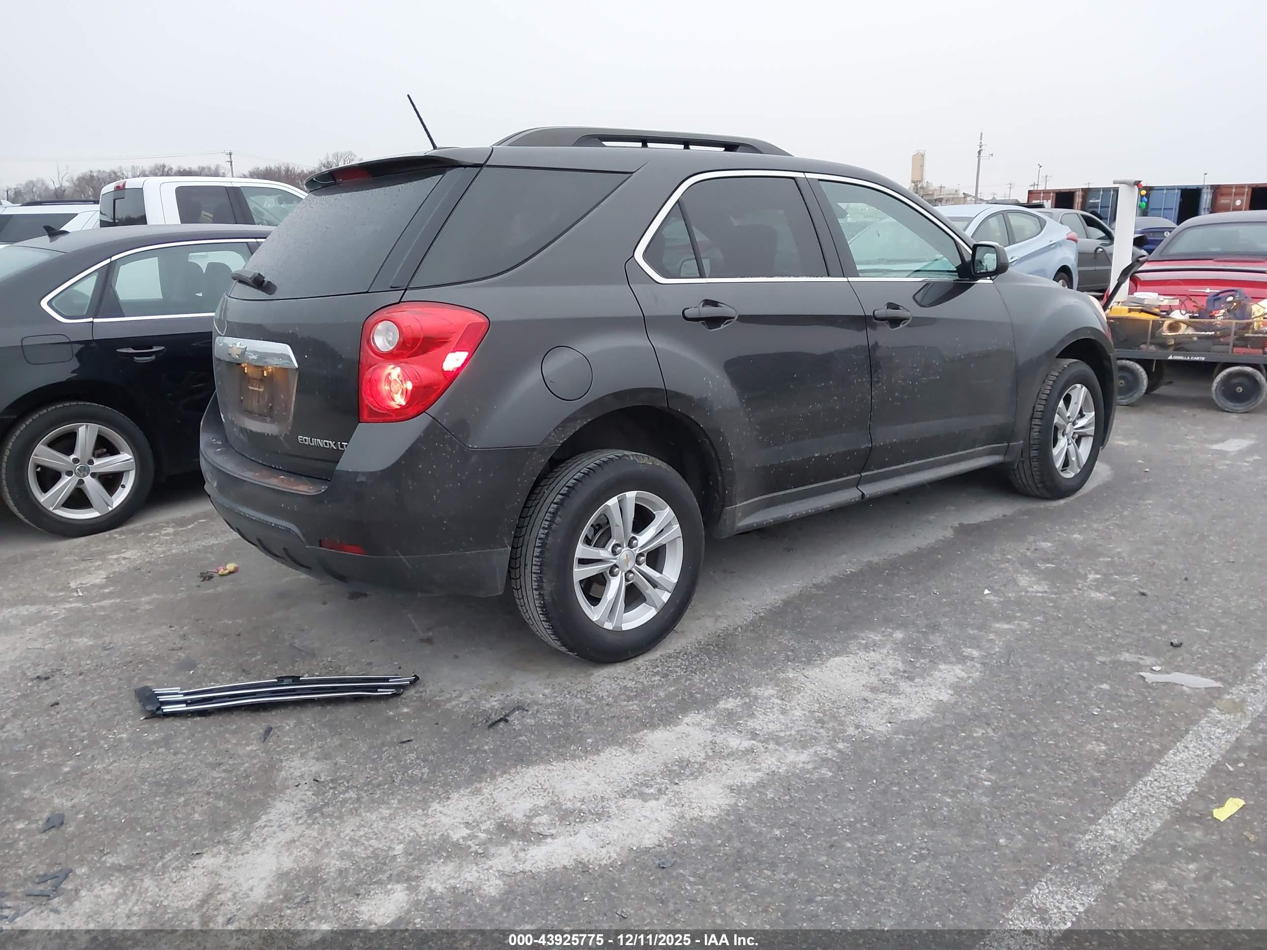 CHEVROLET EQUINOX image 4