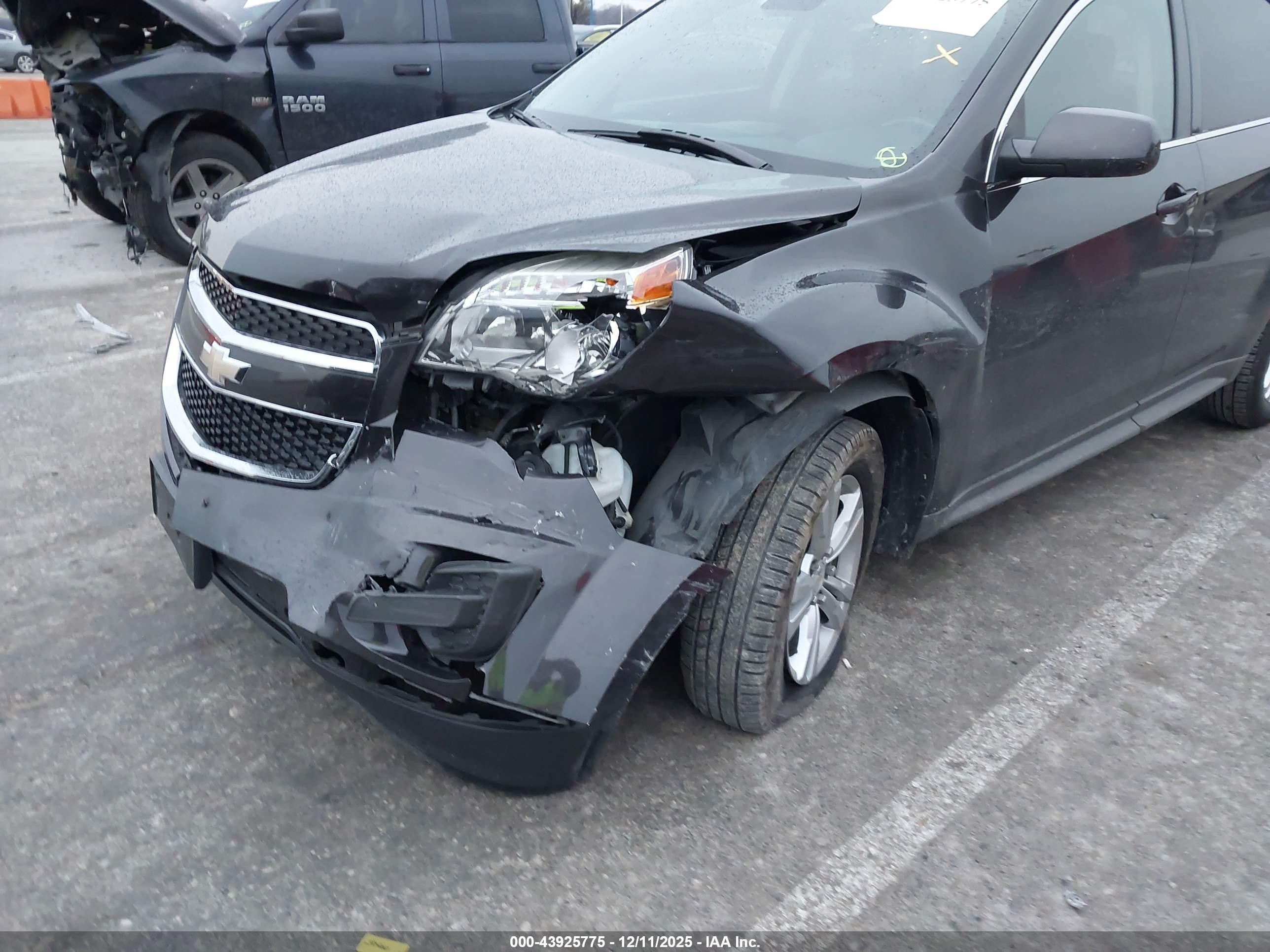 CHEVROLET EQUINOX image 6