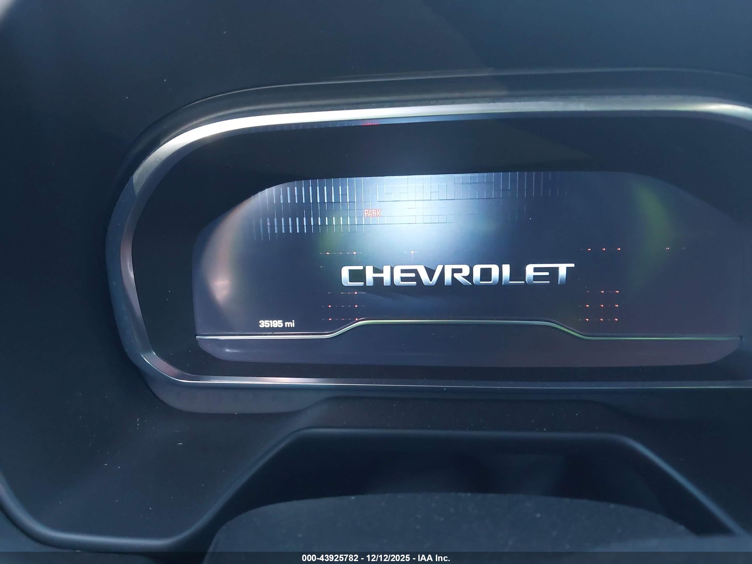 CHEVROLET TAHOE image 7