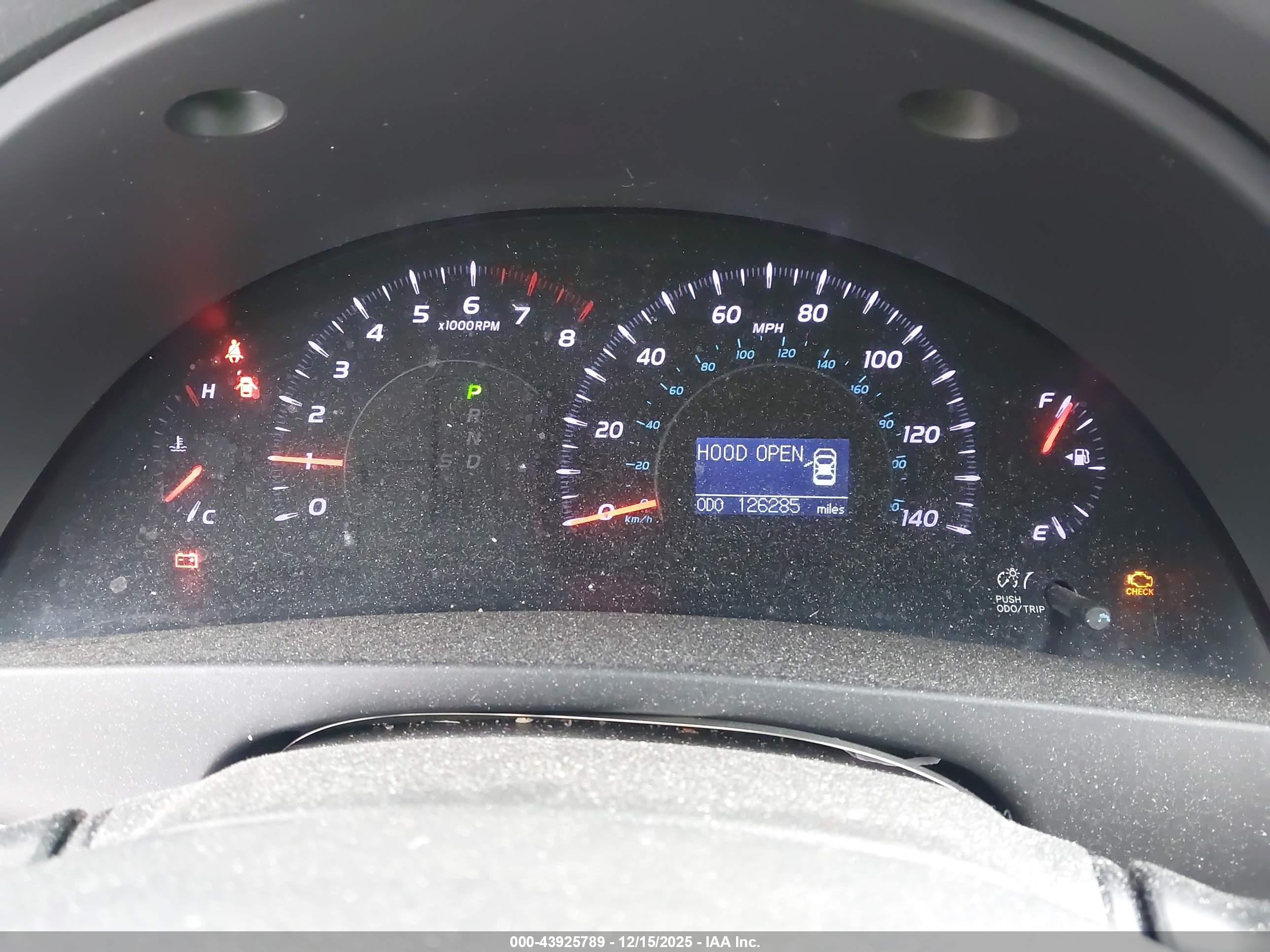TOYOTA CAMRY image 7