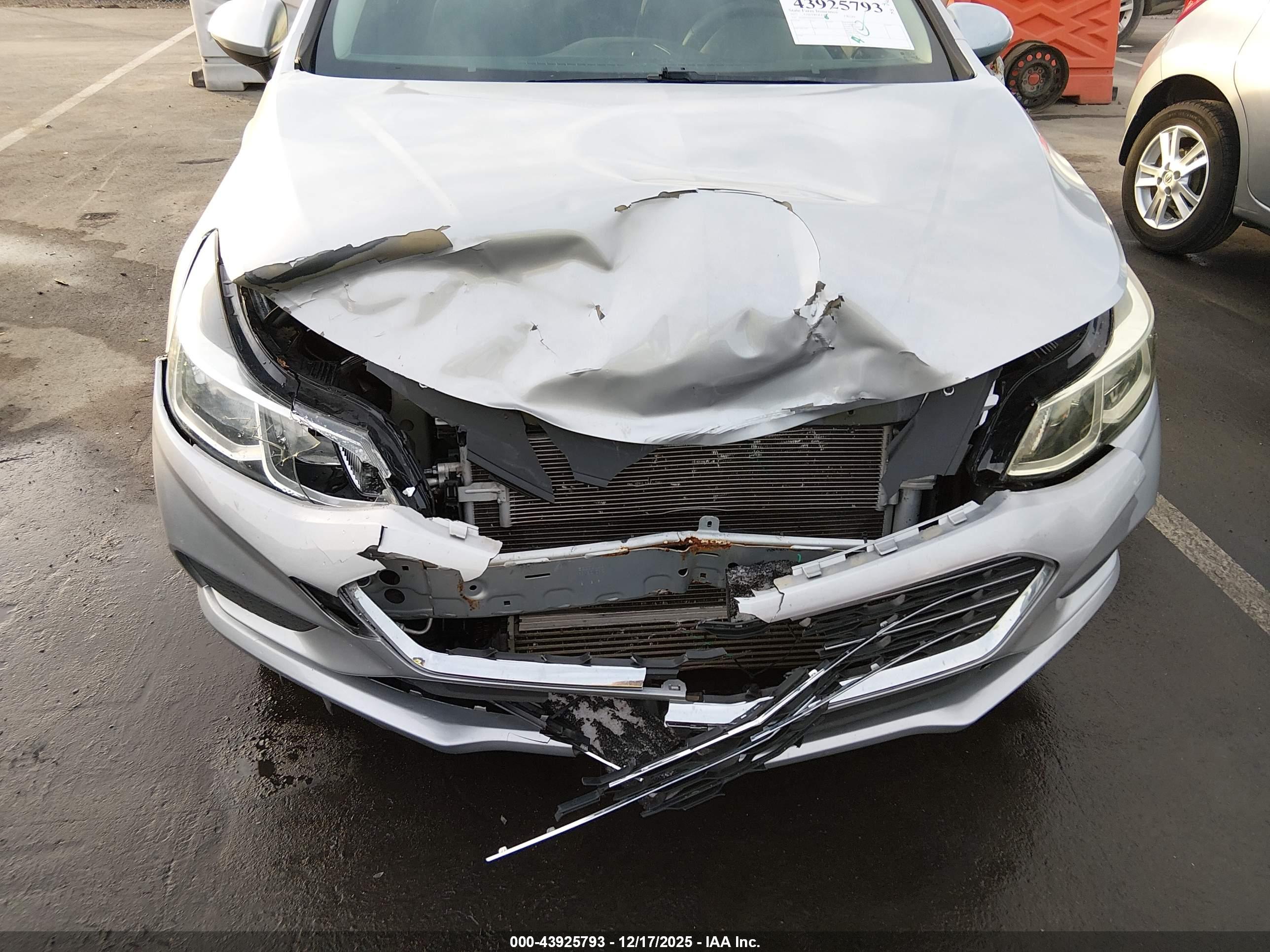 CHEVROLET CRUZE image 6