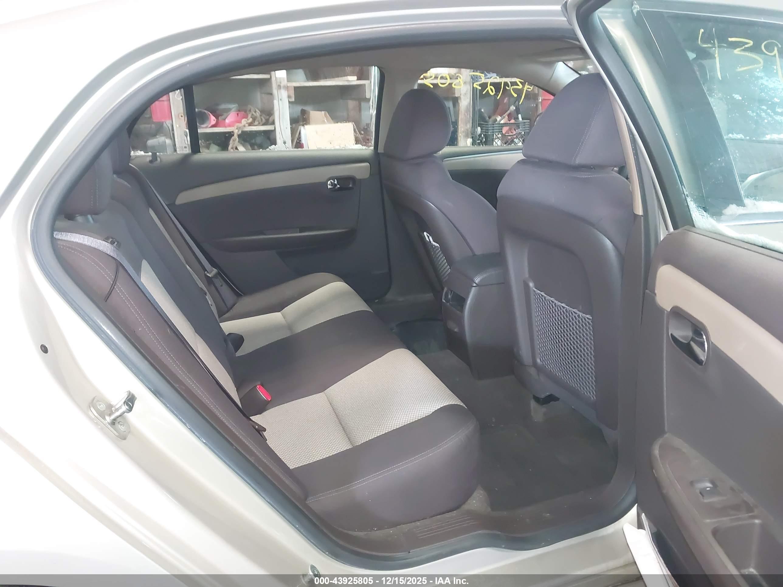 CHEVROLET MALIBU image 8