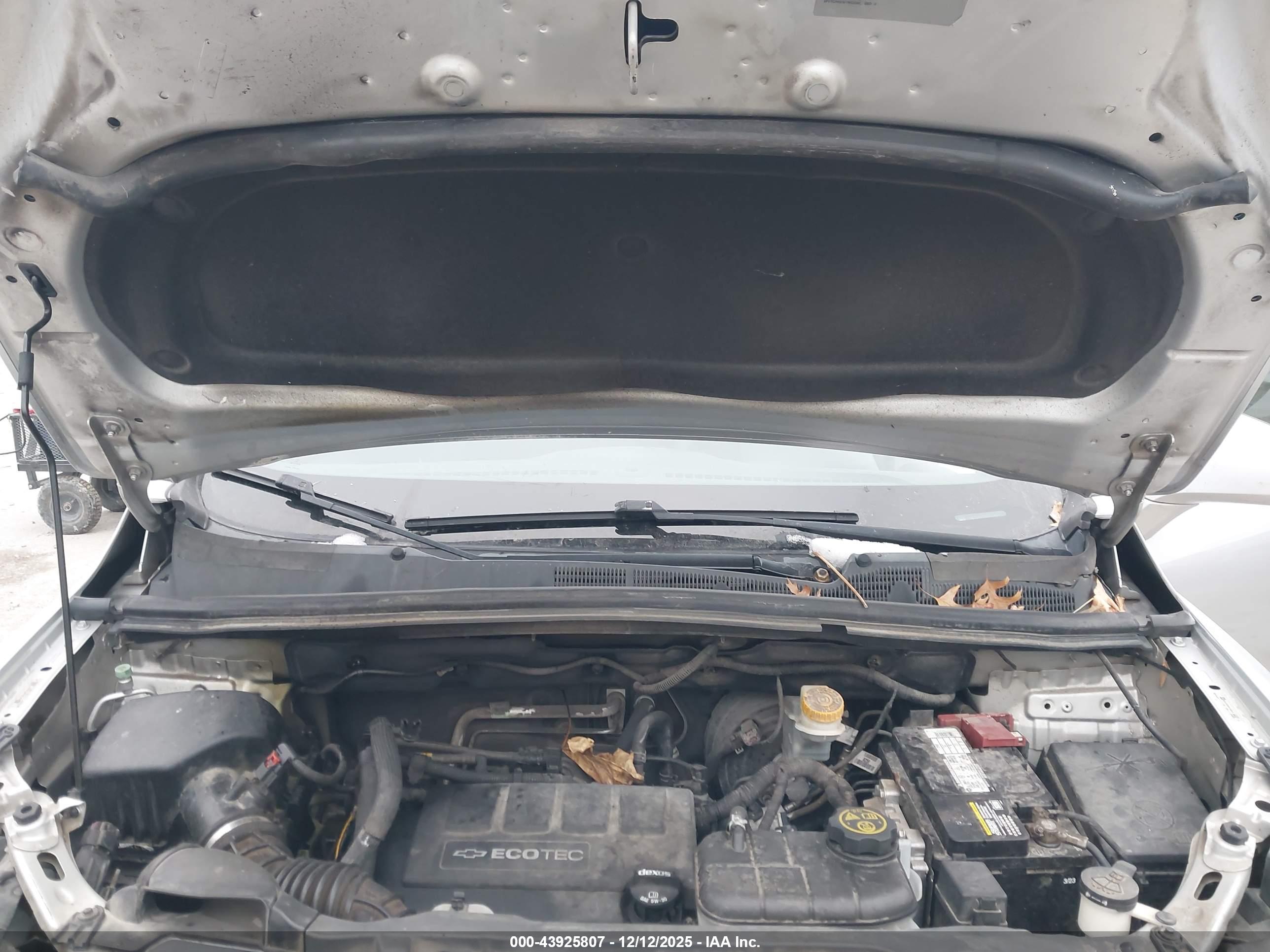 CHEVROLET TRAX image 10
