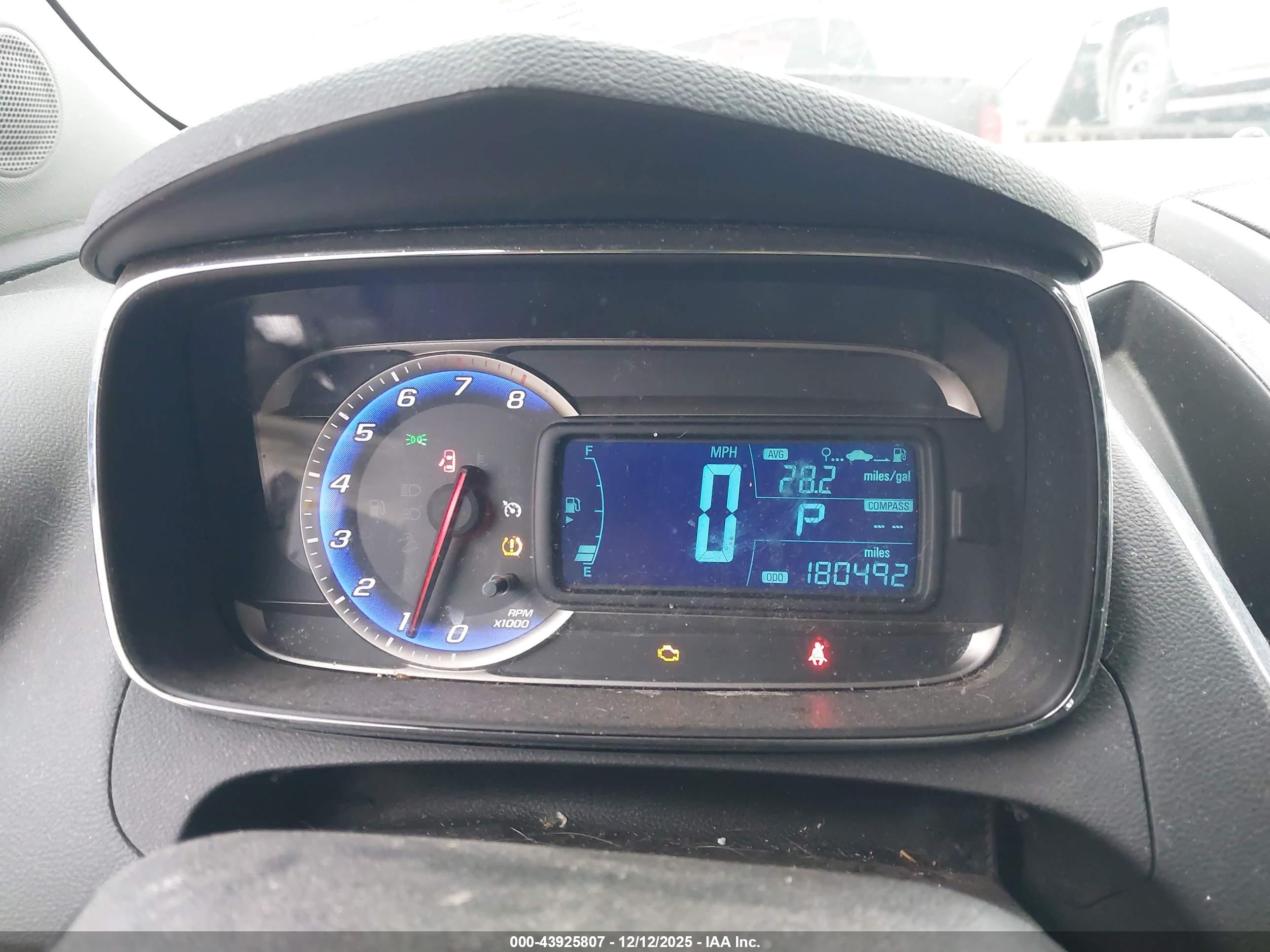 CHEVROLET TRAX image 7