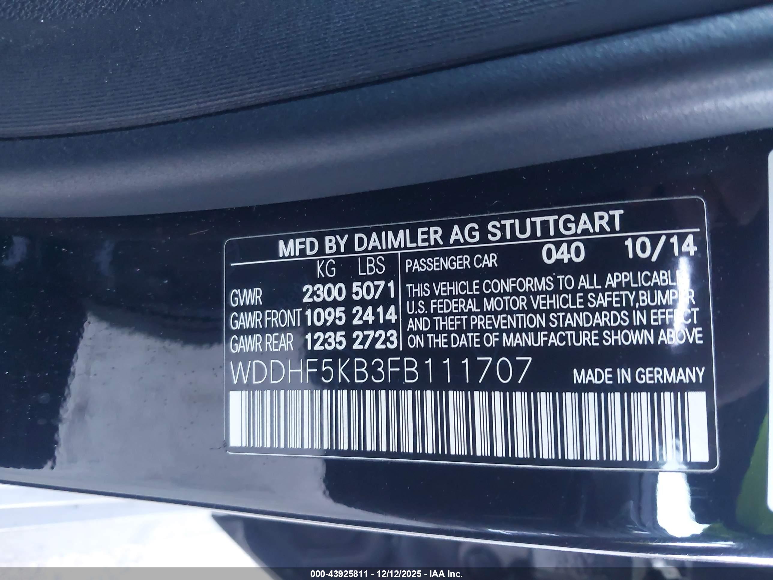MERCEDES-BENZ E image 9