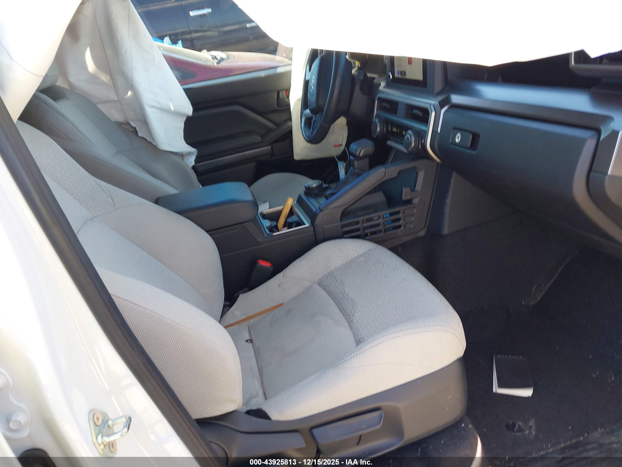 TOYOTA 4RUNNER image 5
