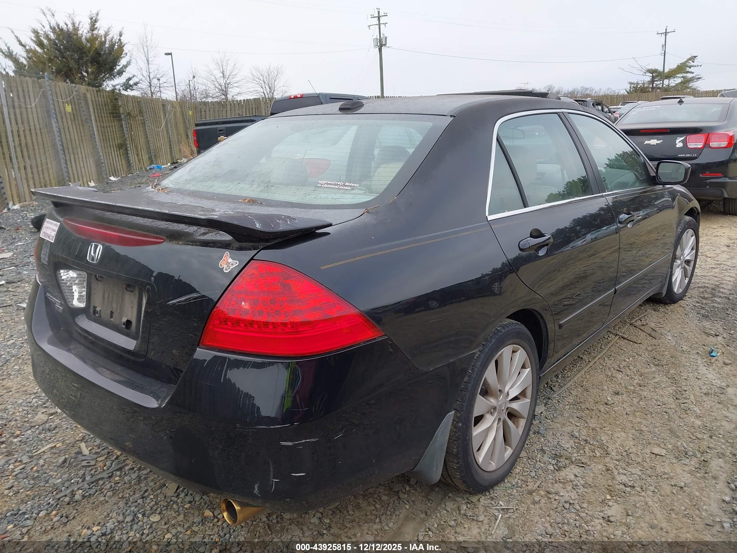 HONDA ACCORD image 4