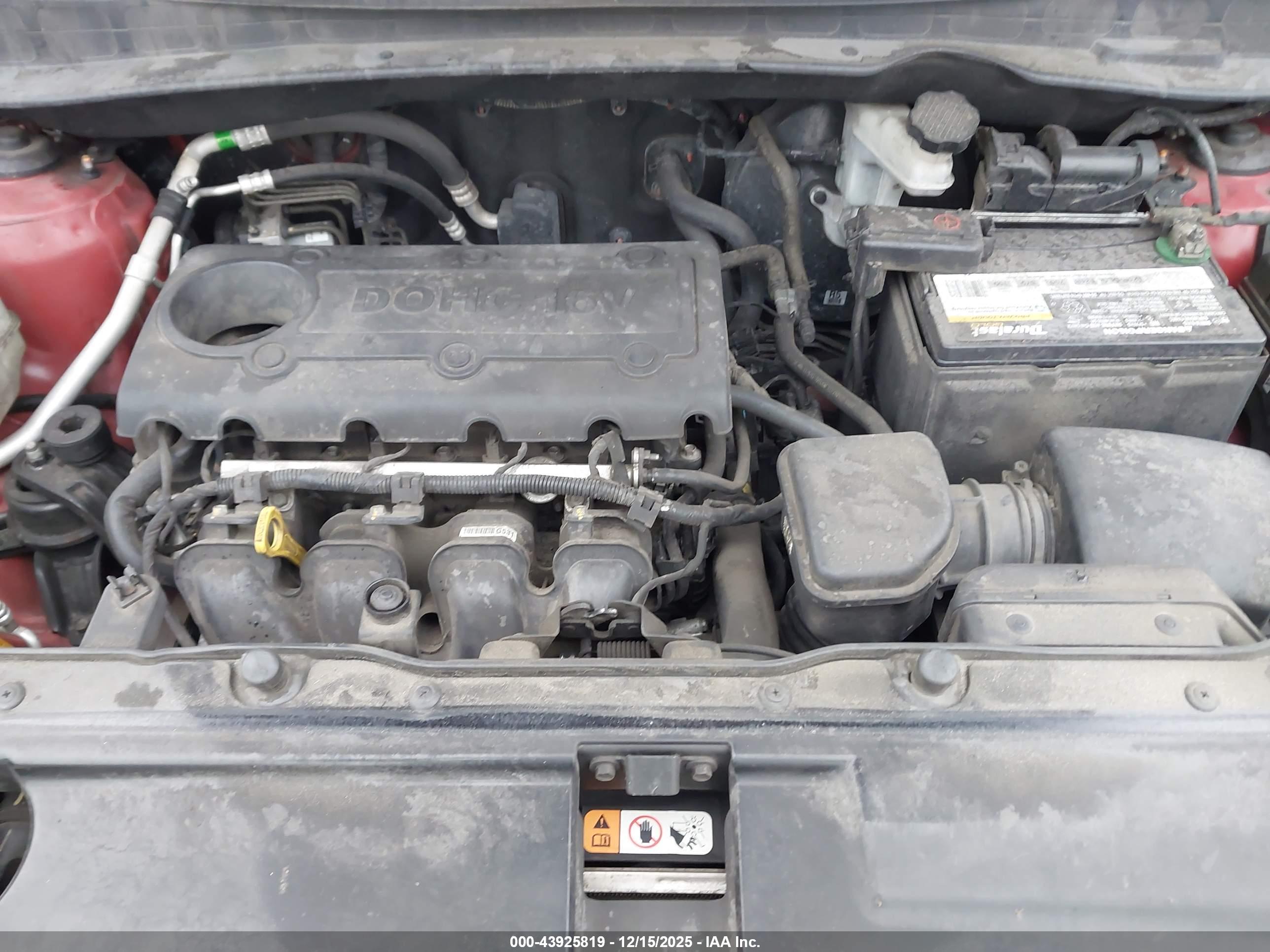 HYUNDAI TUCSON image 10