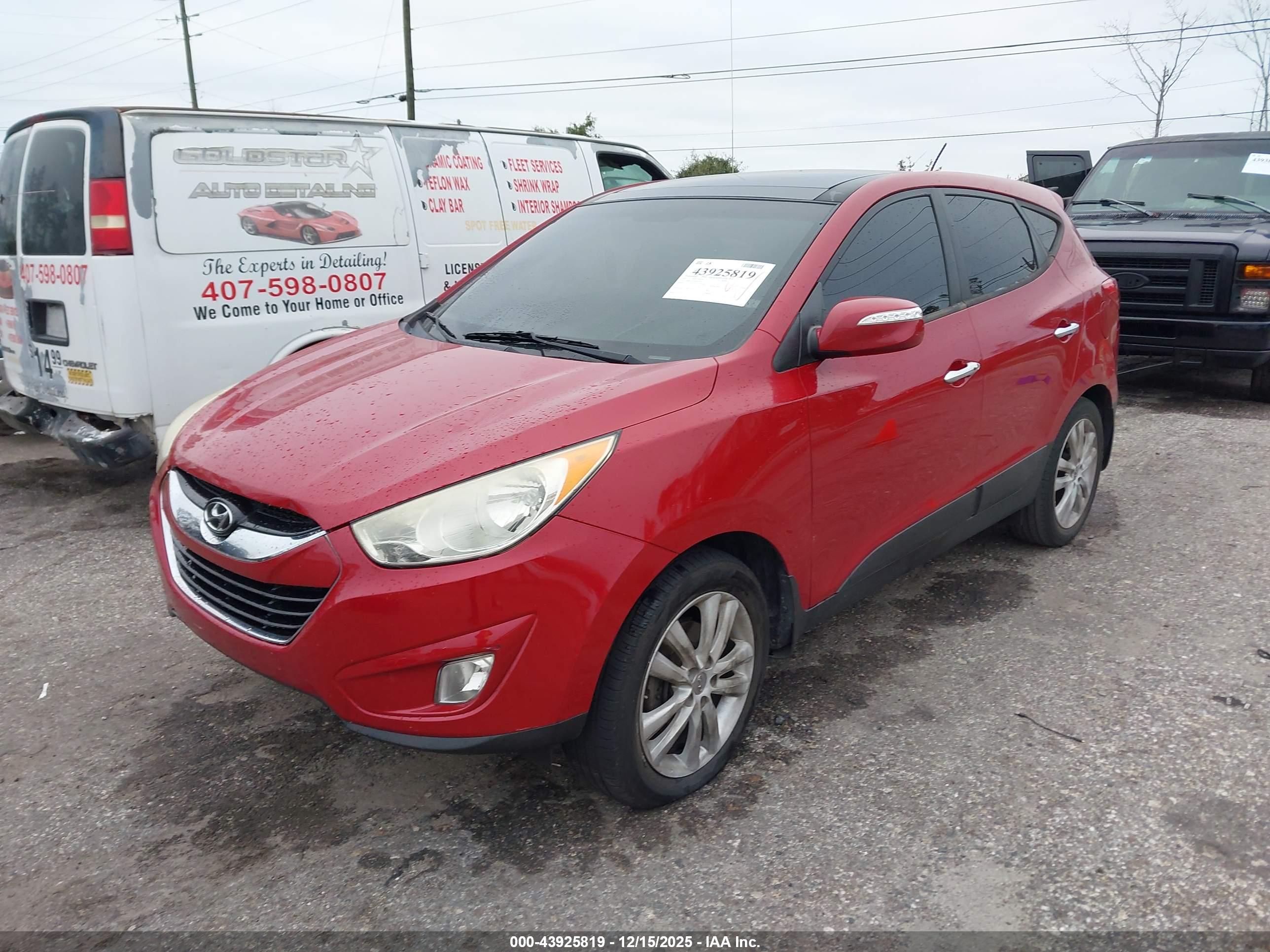 HYUNDAI TUCSON image 2