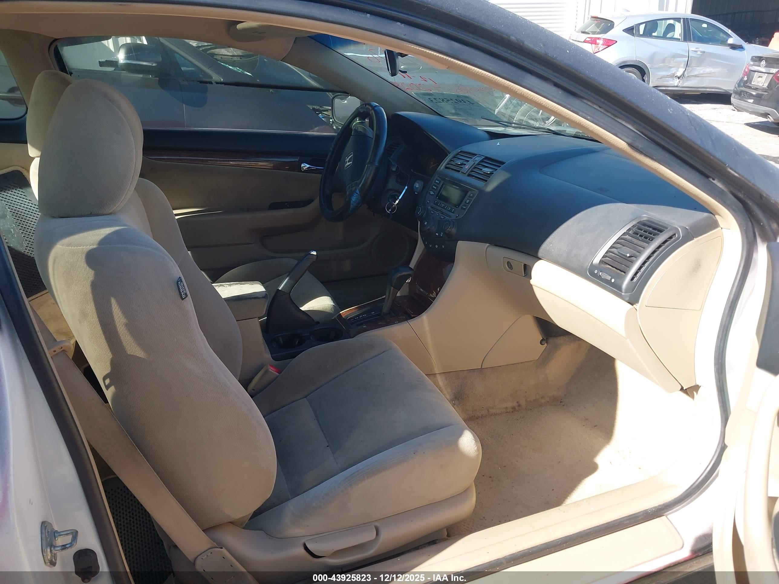 HONDA ACCORD image 5