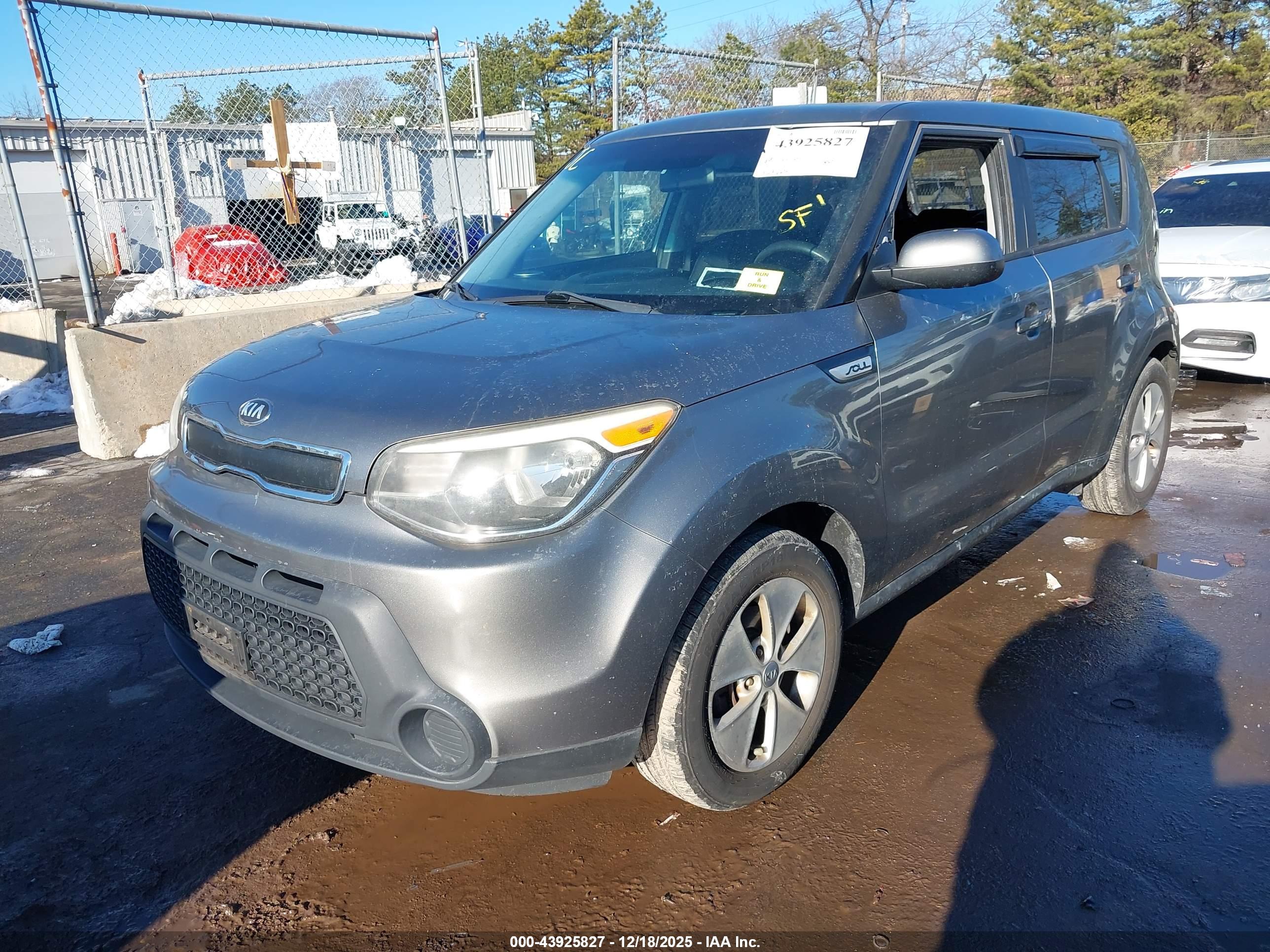KIA SOUL image 2
