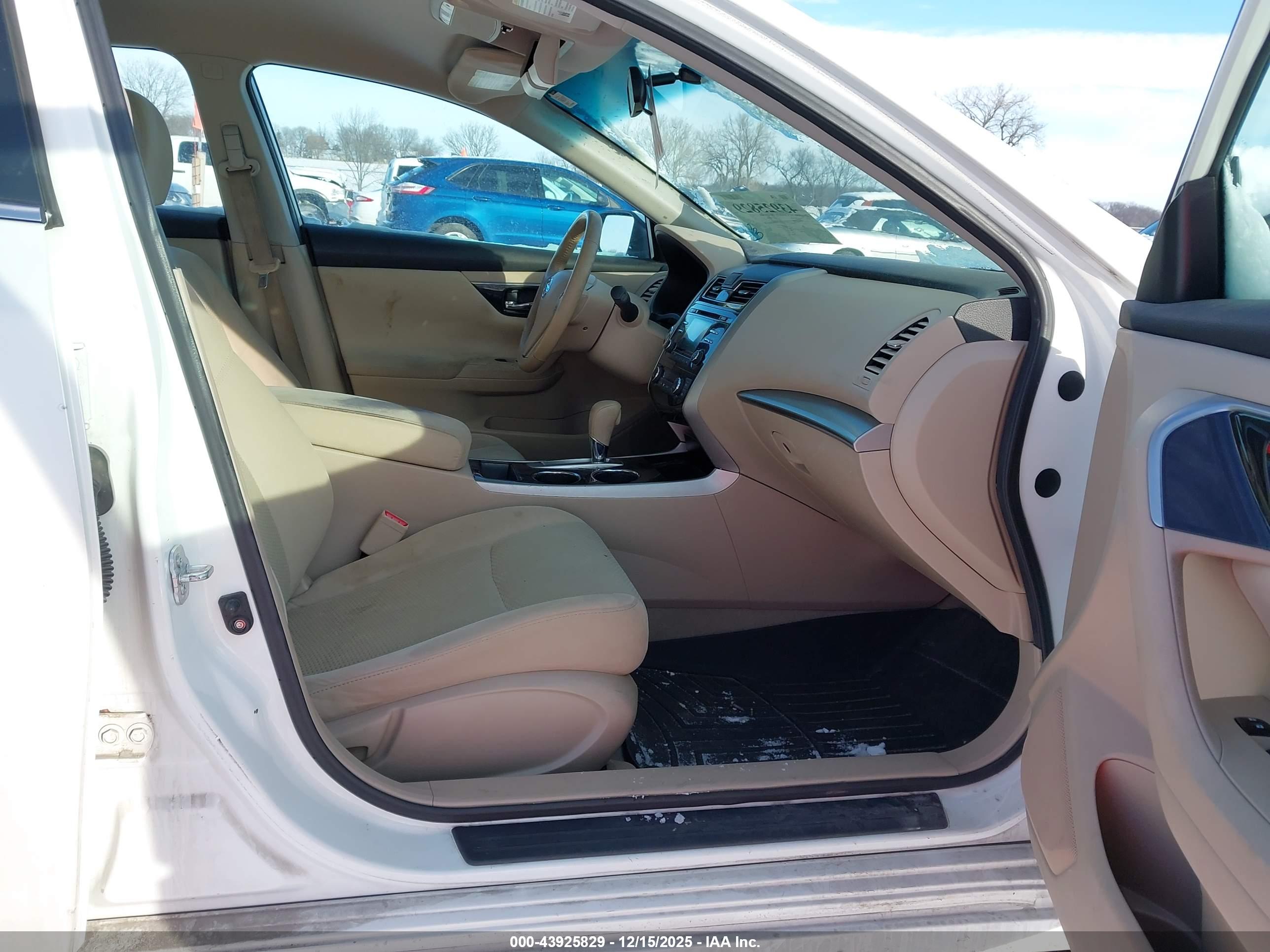 NISSAN ALTIMA image 5