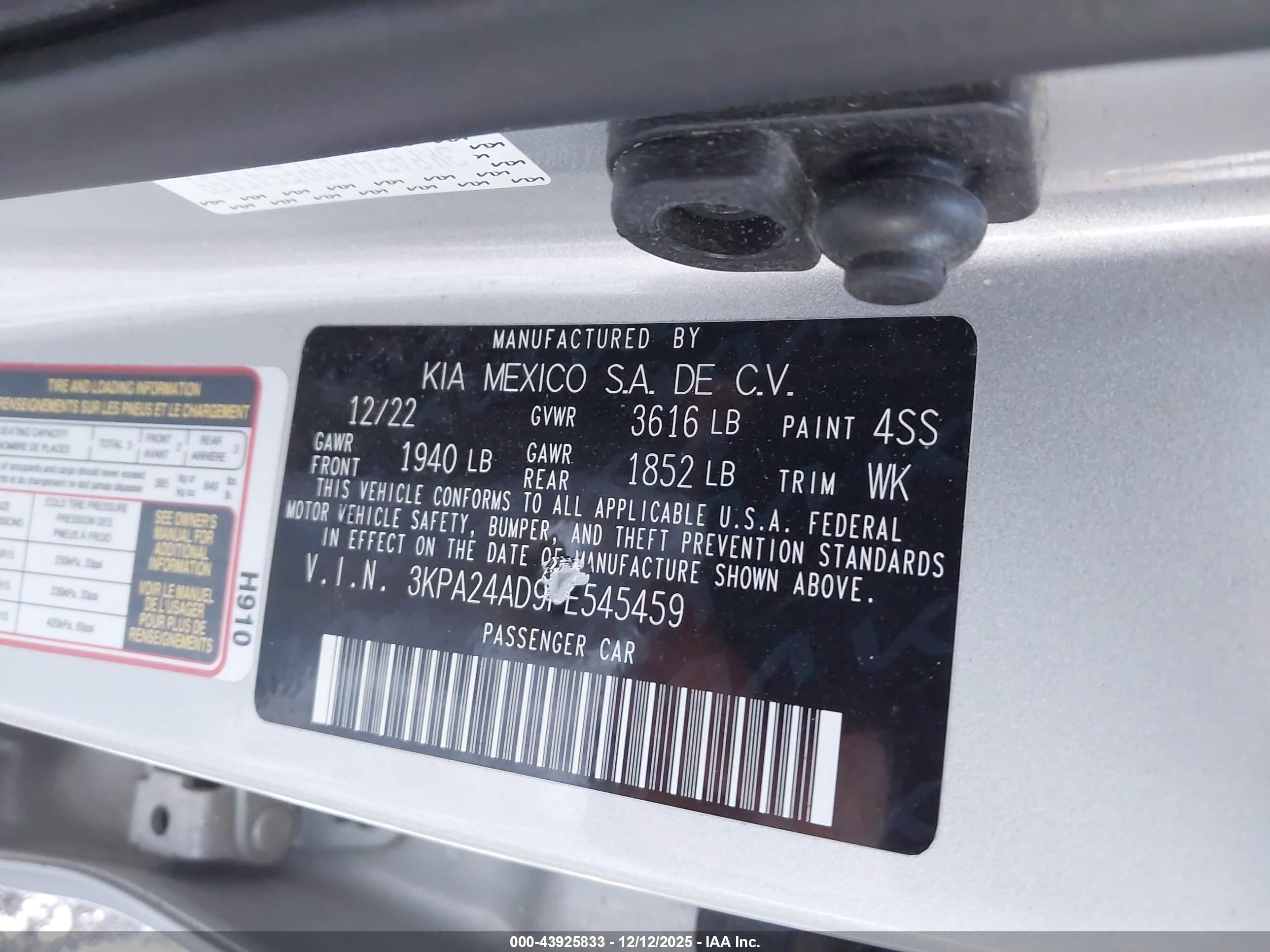 KIA RIO image 9