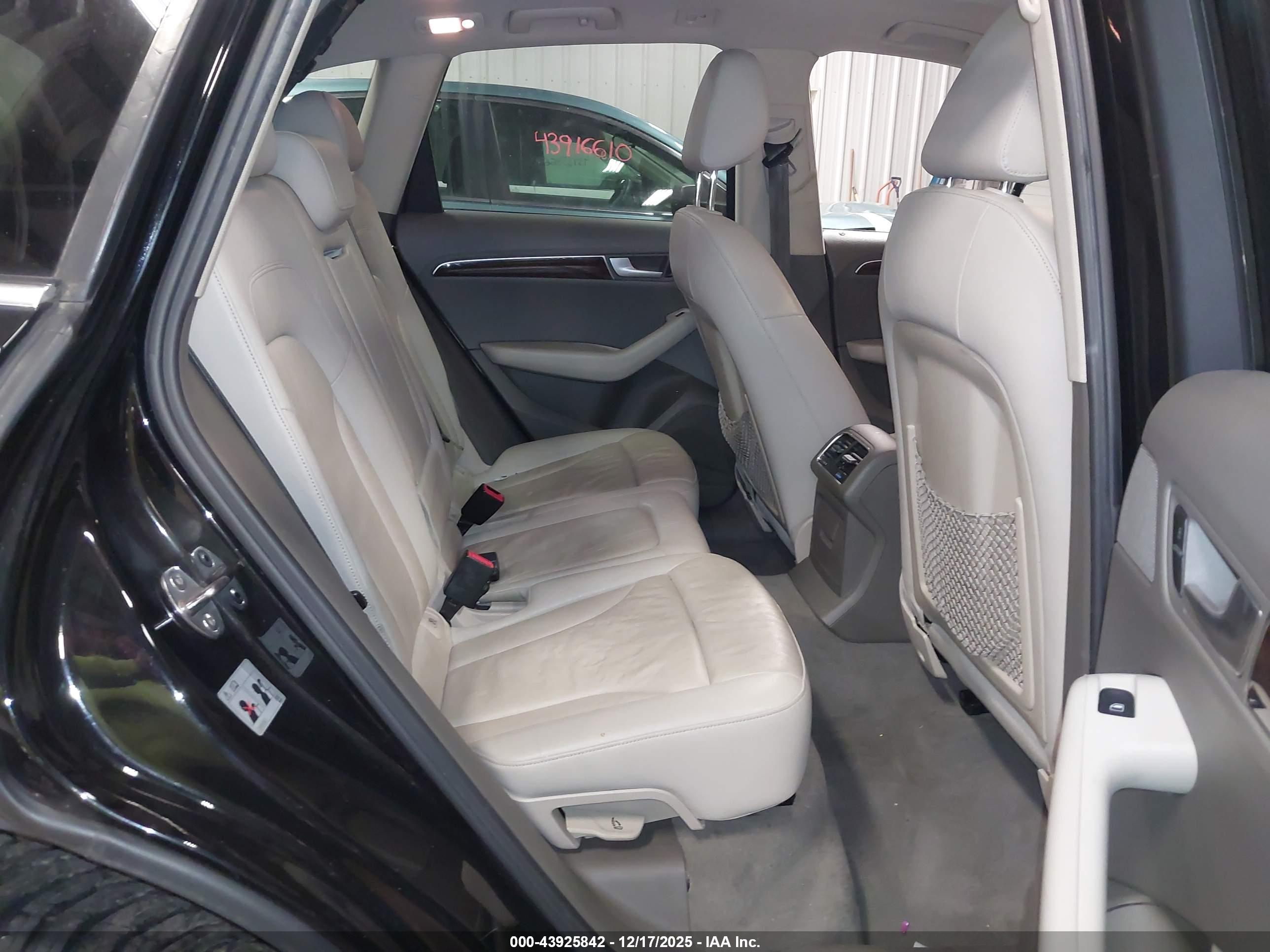 AUDI Q5 image 8
