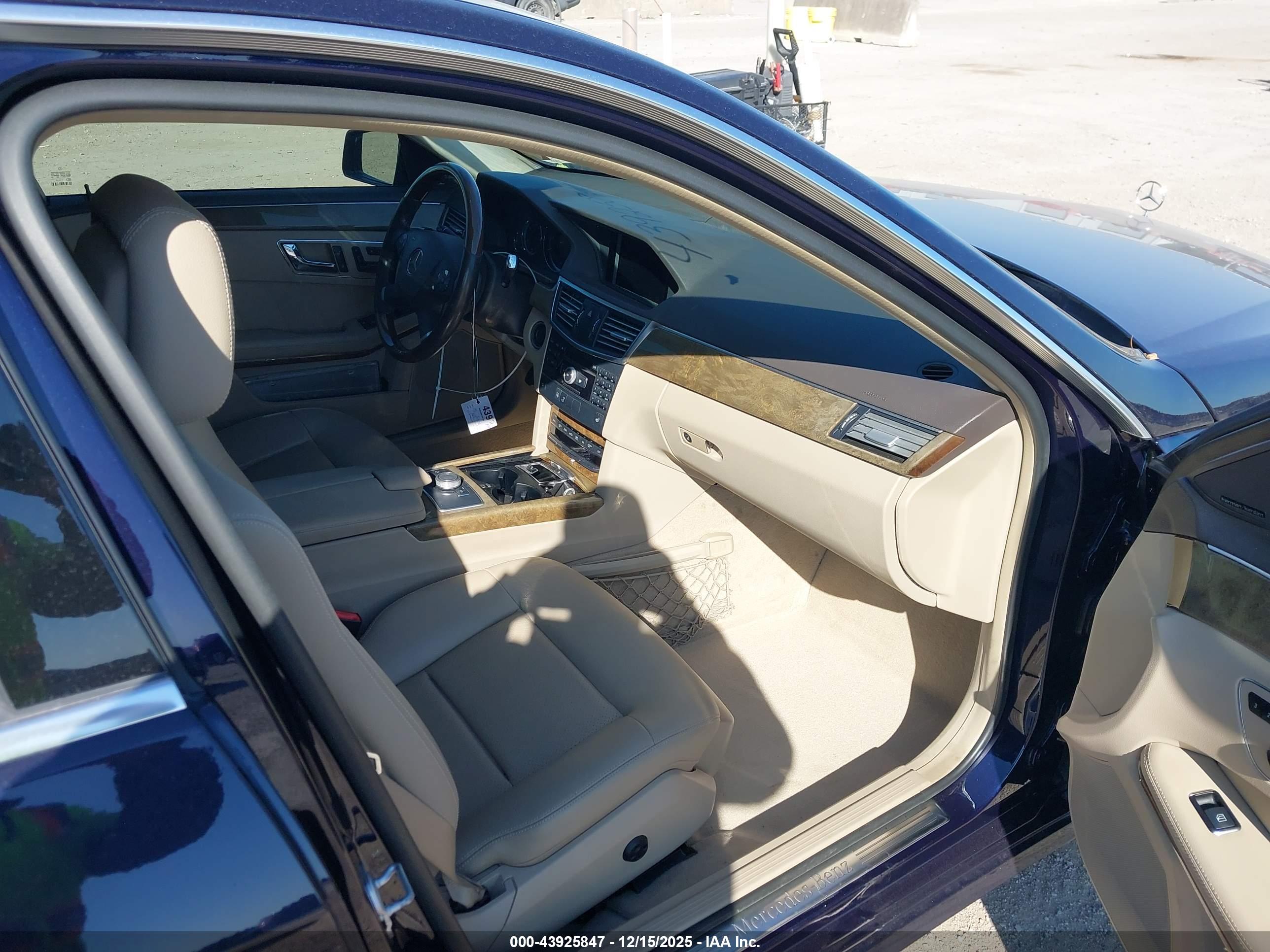 MERCEDES-BENZ E image 5